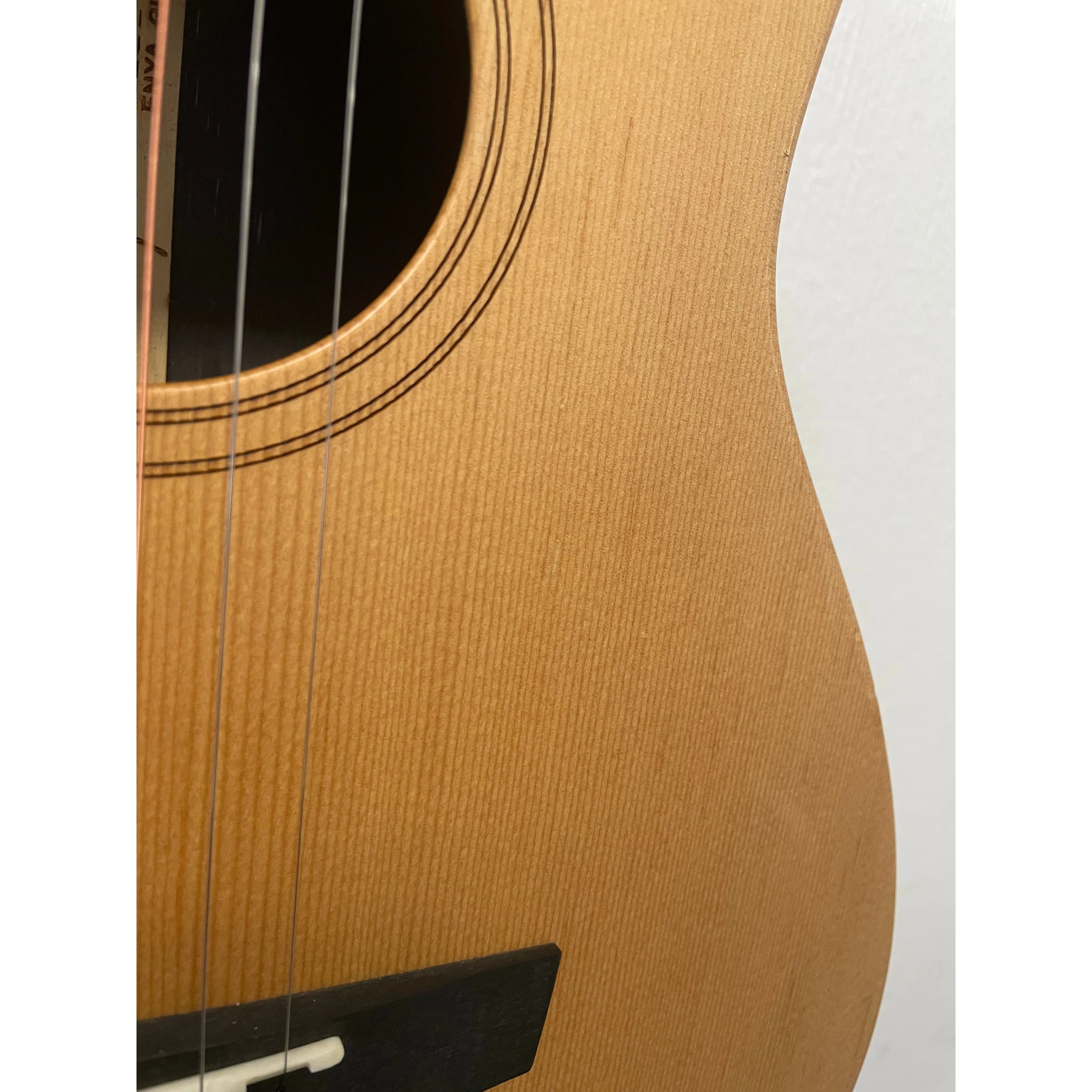 Enya EB-X1 Pro EQ Electro Acoustic Self Amplifying Guitar in Natural Pre-Owned