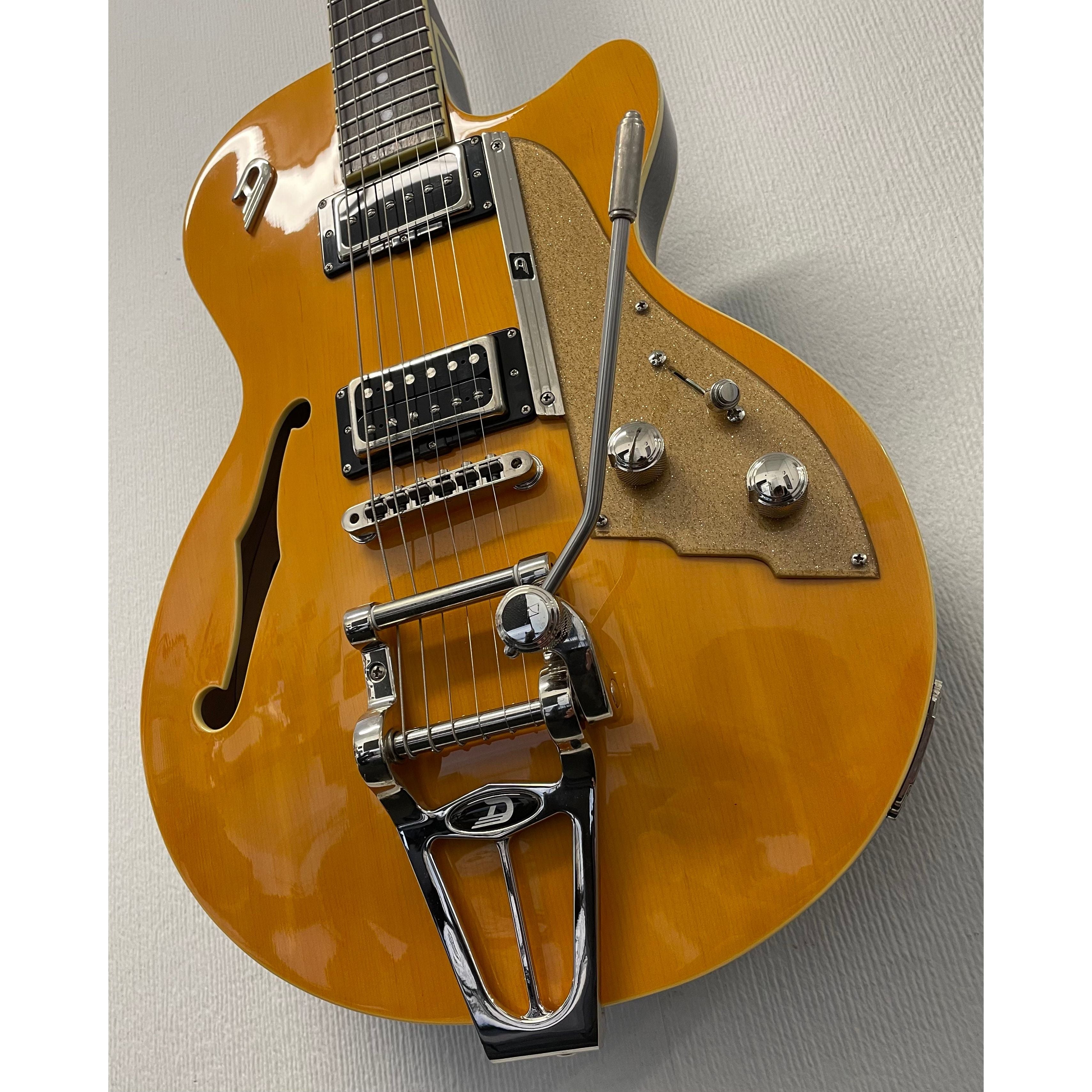 Duesenberg Starplayer TV in Trans Orange with Original Hardcase and Case Candy Pre-Owned