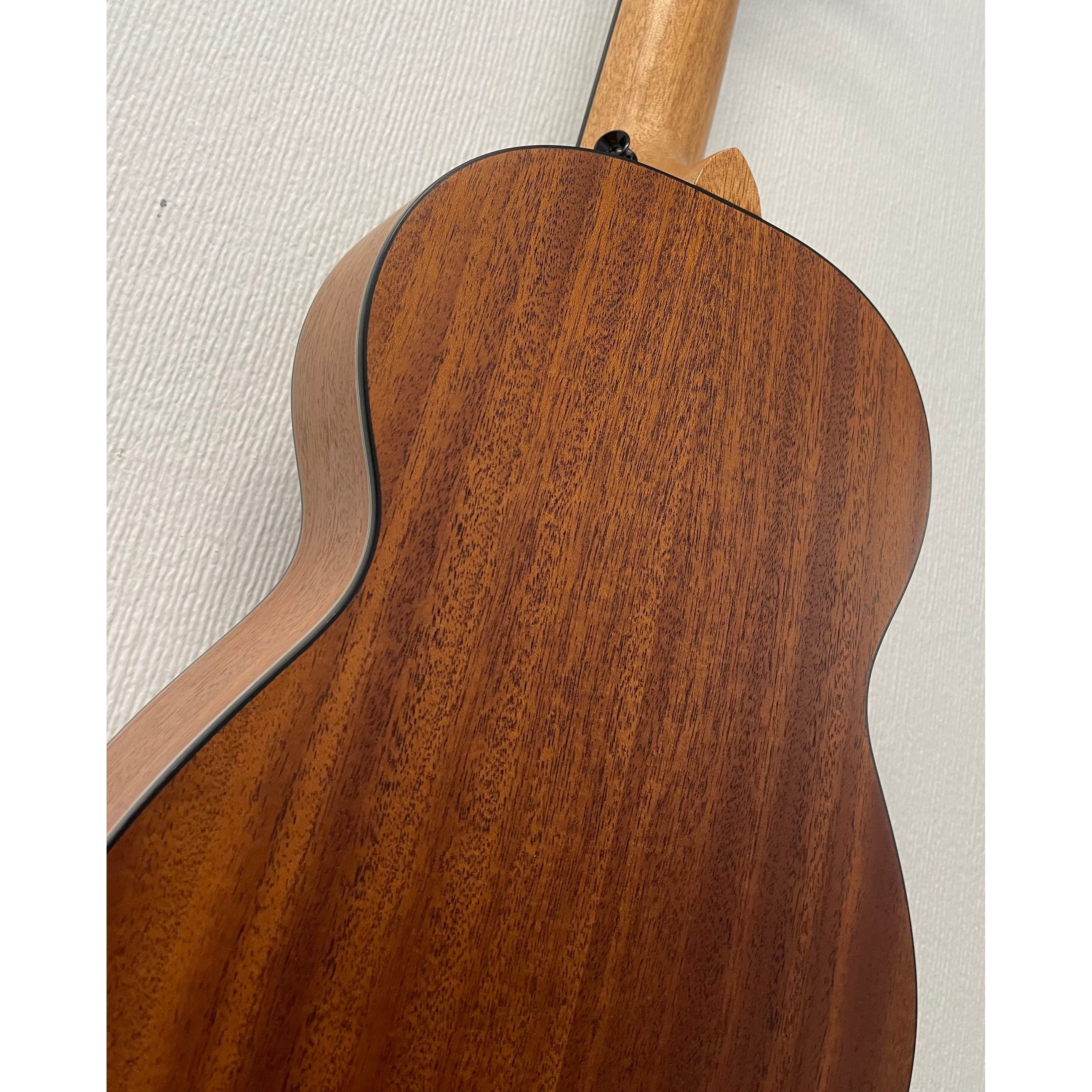 Snail SUBBAS10 Electro Acoustic Ukulele Bass in Natural with Original Gigbag Pre-Owned