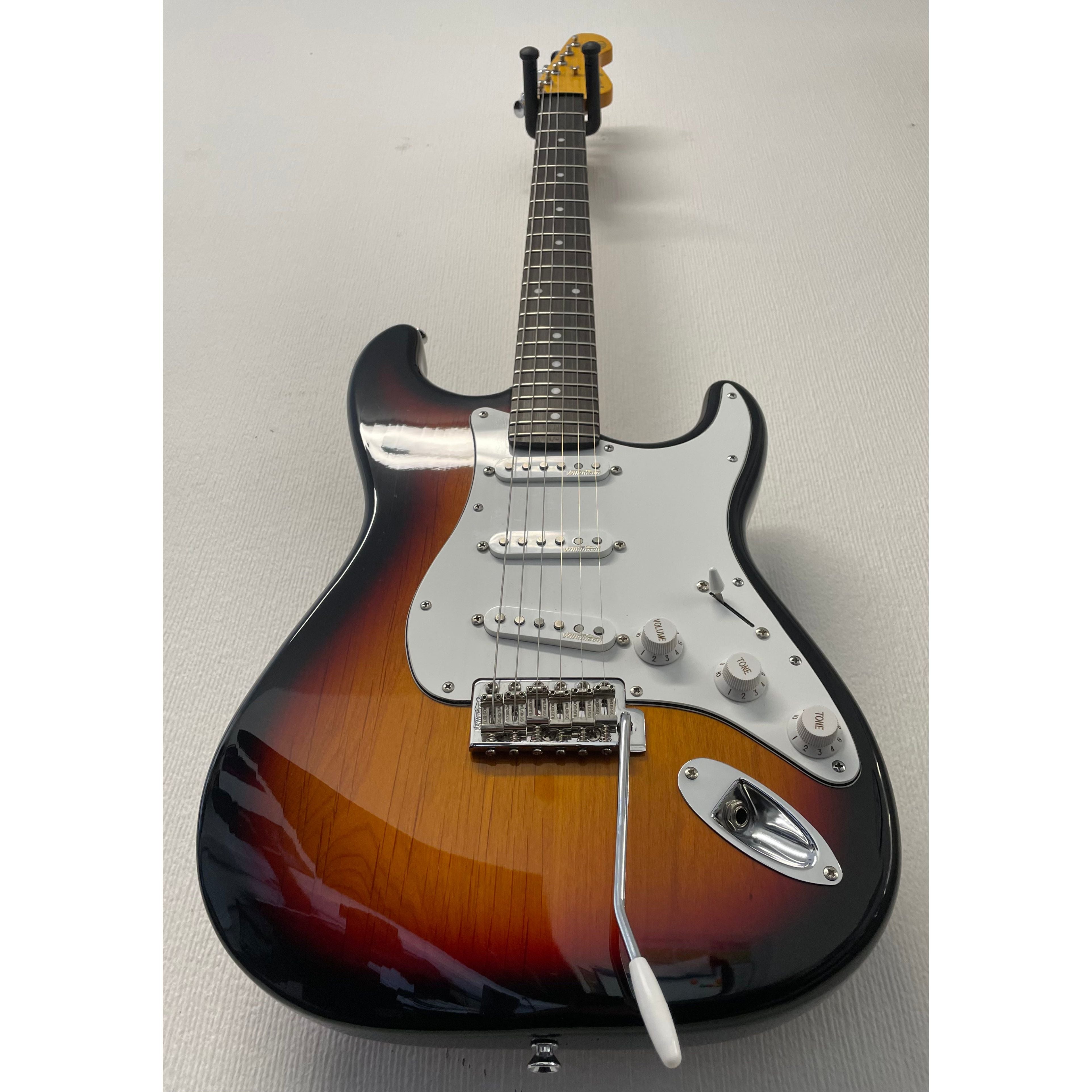 Vintage V6 Reissue Series Custom Pro Stratocaster Style Electric Guitar in Sunburst Pre-Owned