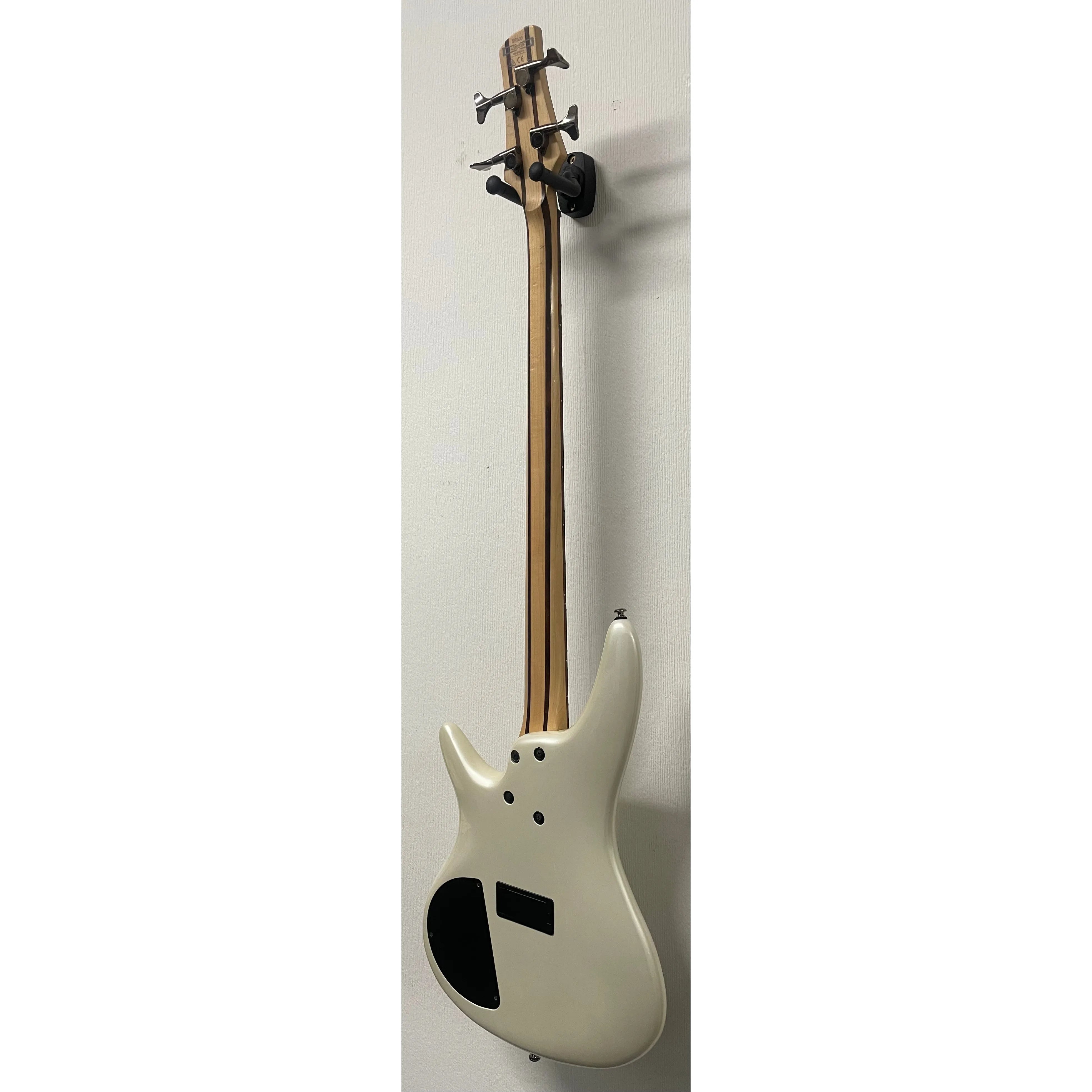 Ibanez SR300E Active Bass Guitar in Pearl White Pre-Owned