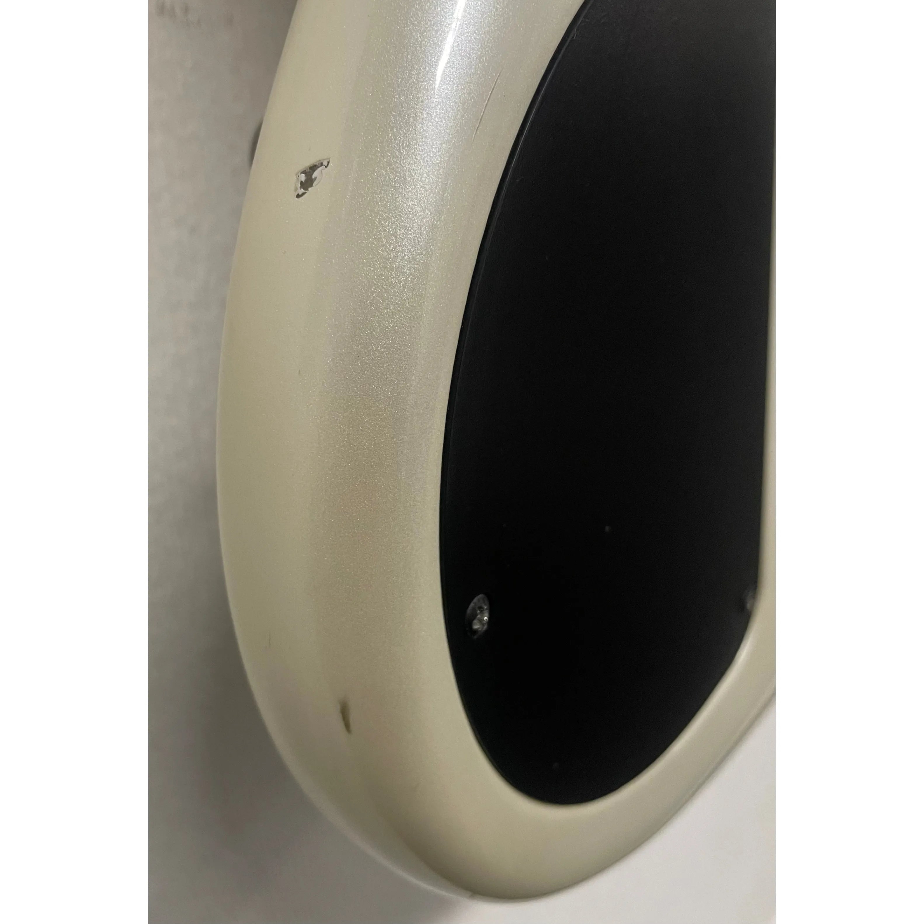 Ibanez SR300E Active Bass Guitar in Pearl White Pre-Owned