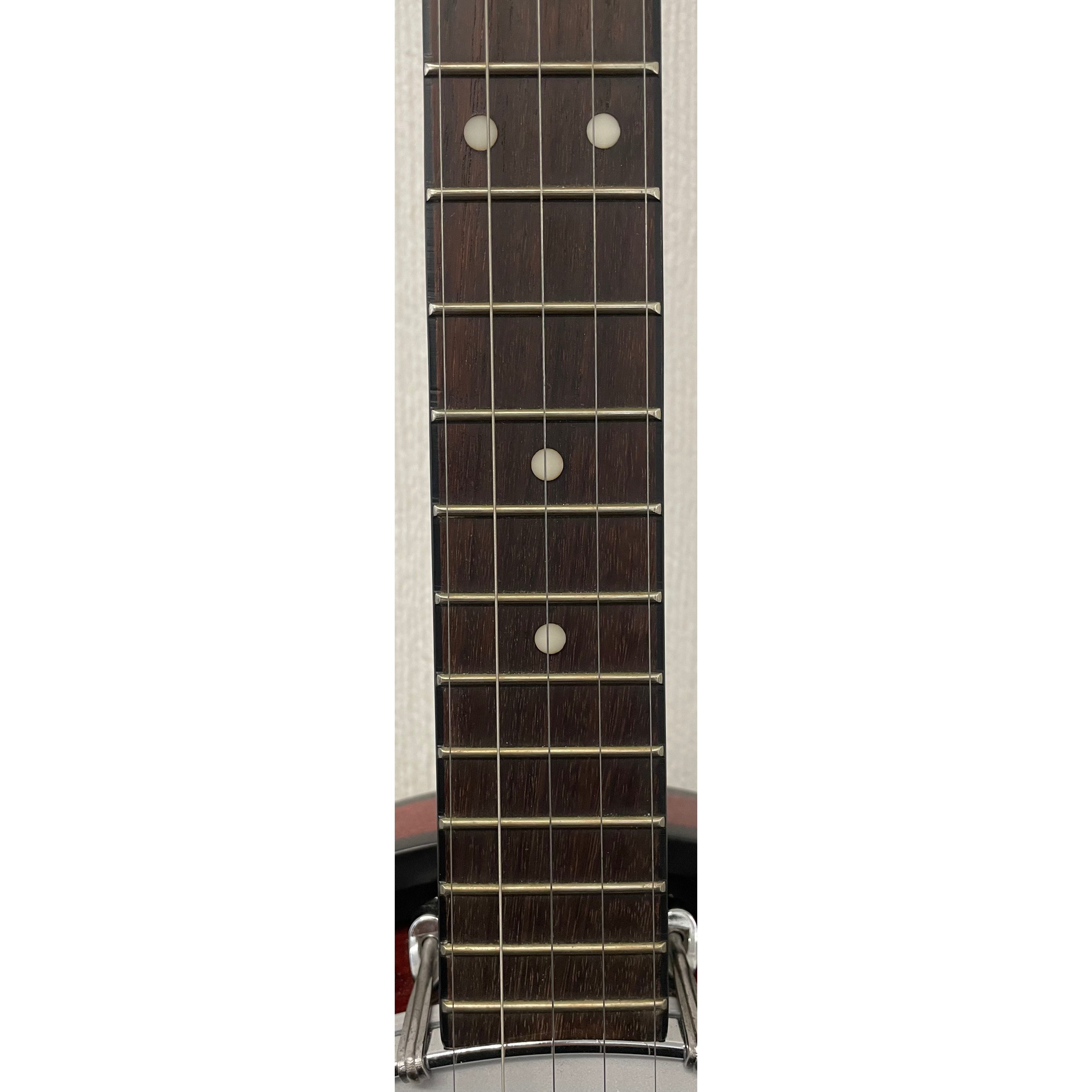 Ozark 5 String Closed Back Banjo in Sunburst Pre-Owned