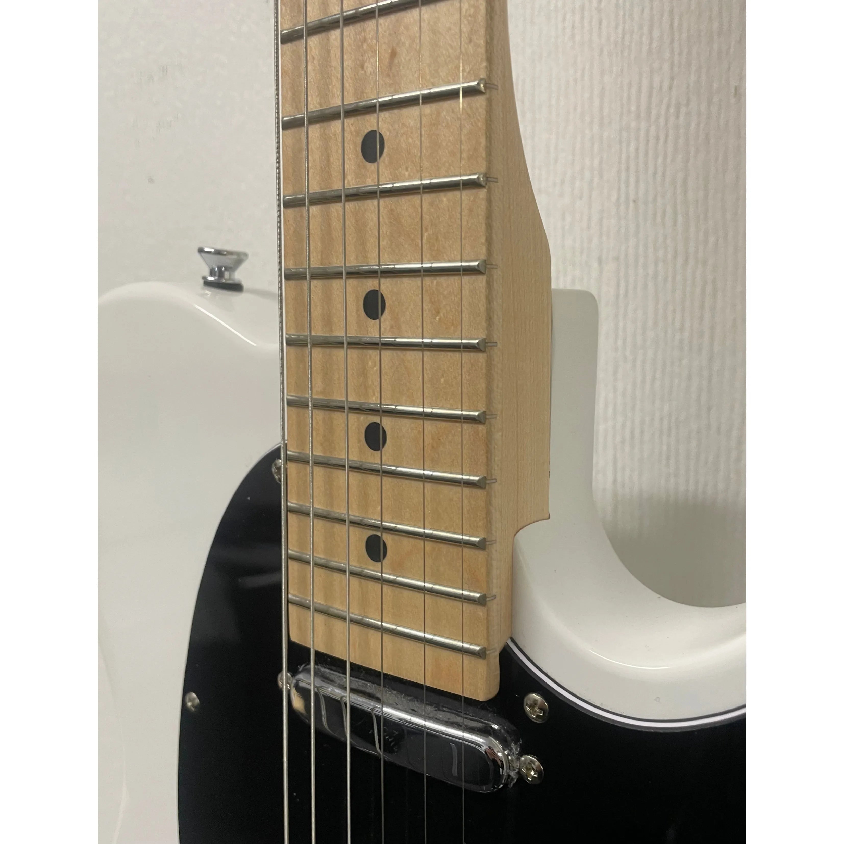 Gould Telecaster Style Electric Guitar in White Pre-Owned