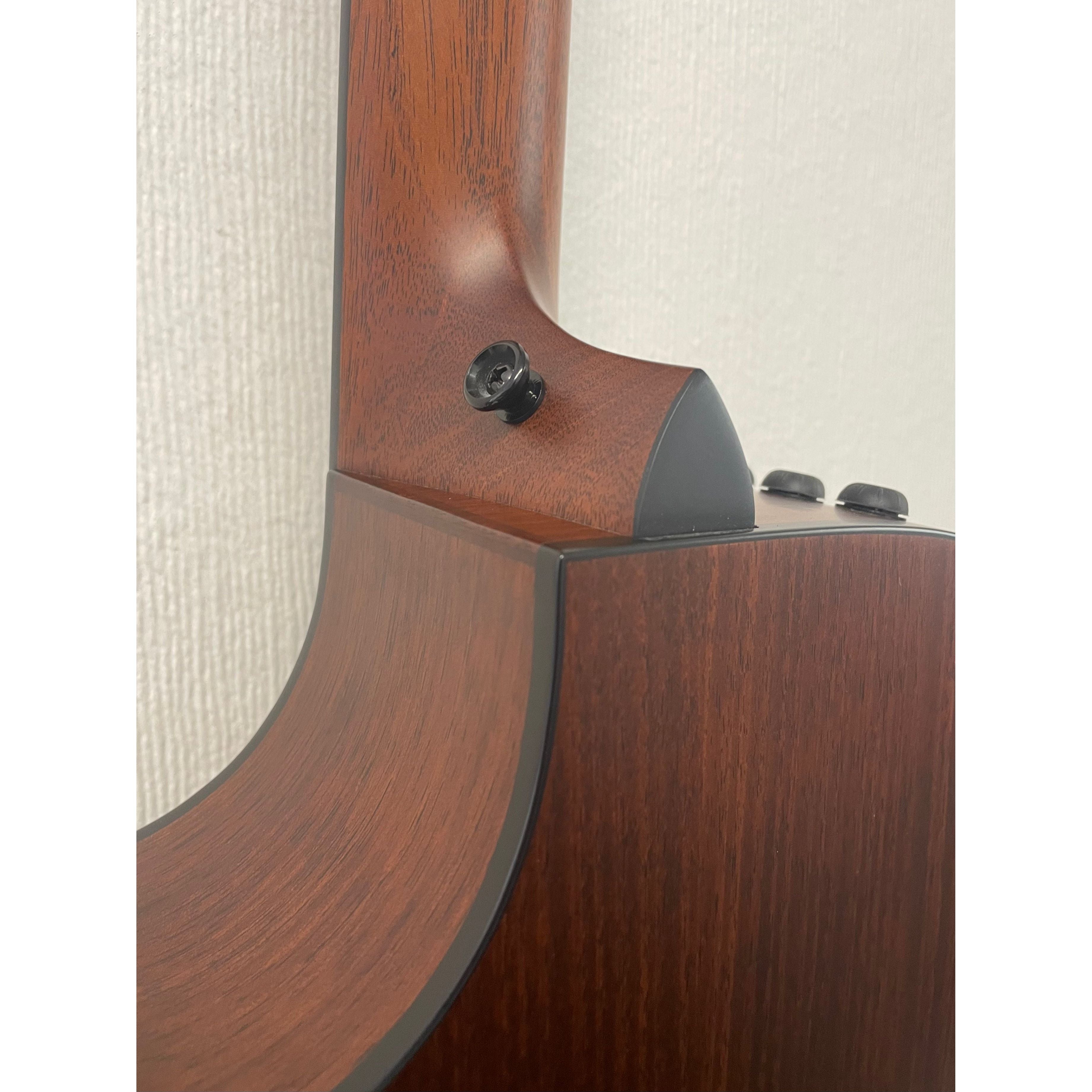 Taylor 322CE Concert Size Electro Acoustic Guitar with Venetian Cutaway in Tropical Mahogany with Hardcase Pre-Owned