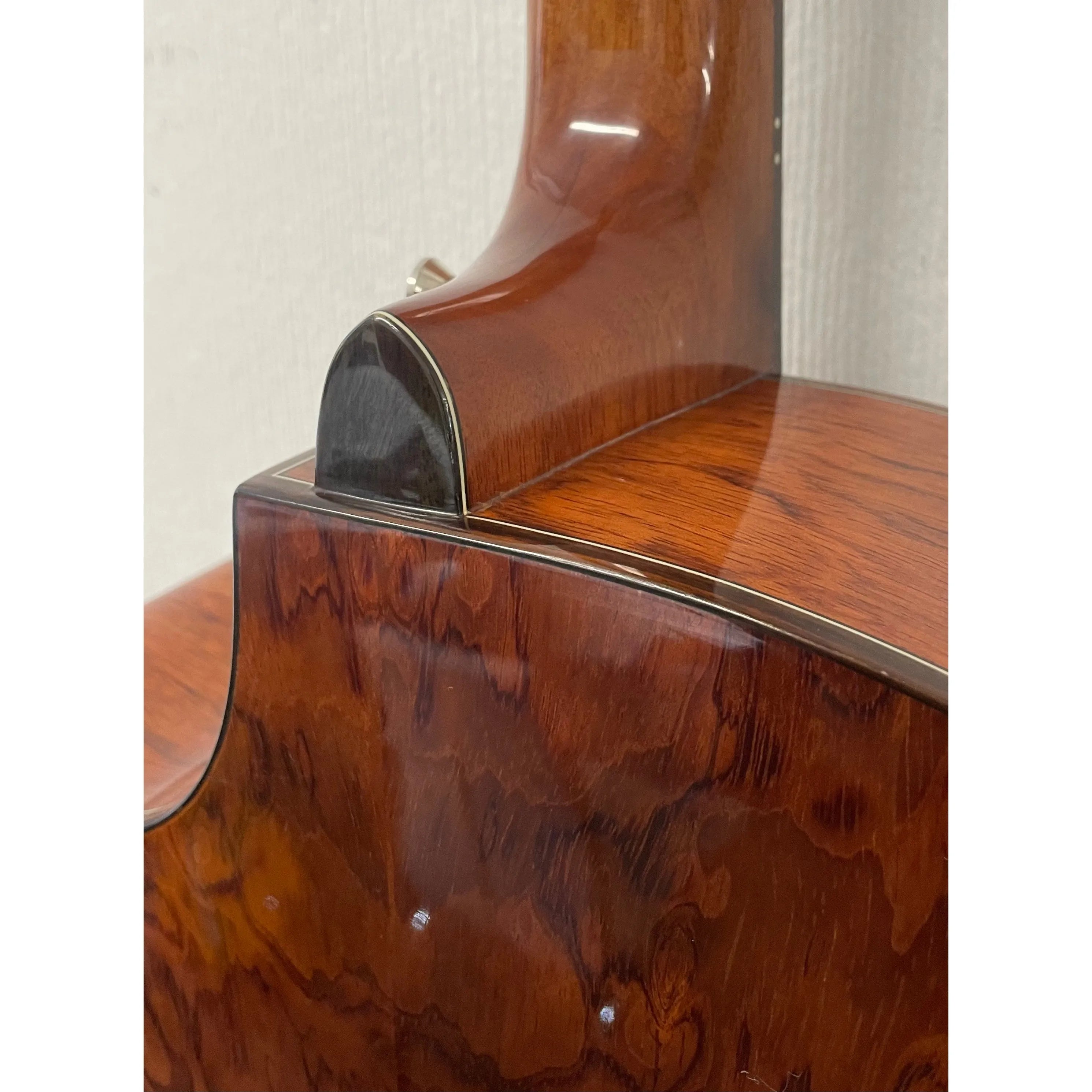 Tanglewood TVC XB Exotic Series Electro Acoustic Guitar With Hardcase Pre-Owned