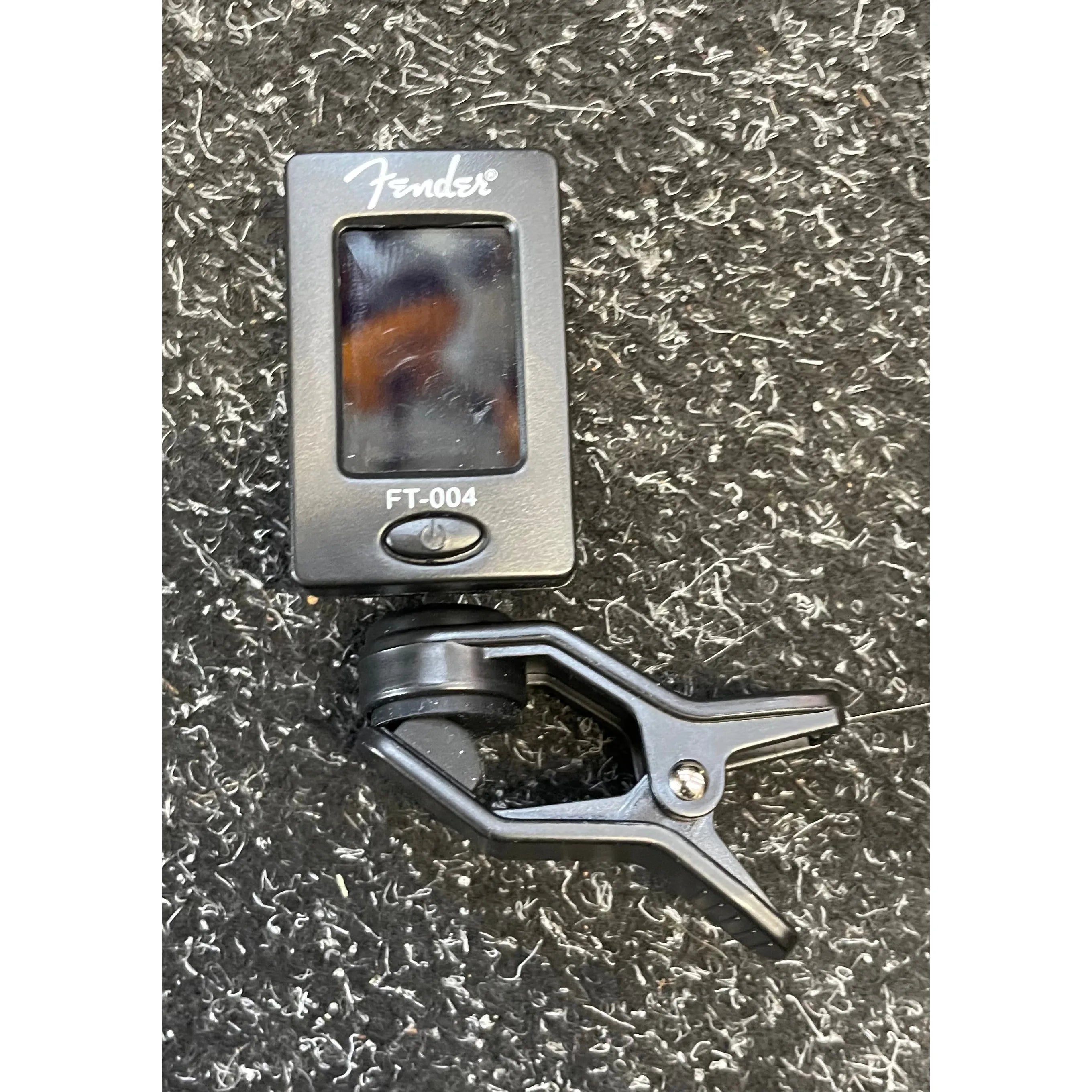 Squier Vintage Modified Jazz Bass '70s in Olympic White with Hardcase and Extras Pre-Owned