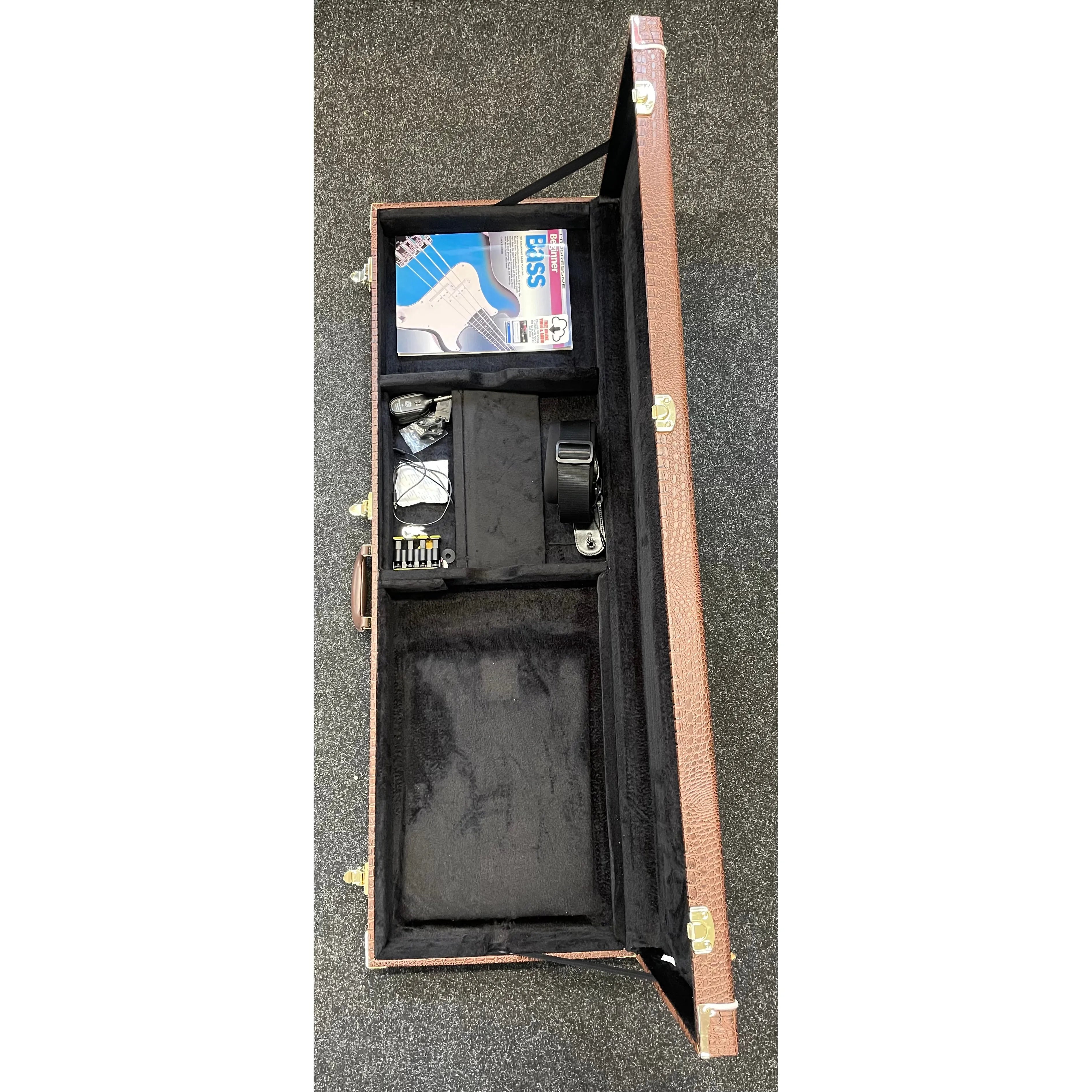 Squier Vintage Modified Jazz Bass '70s in Olympic White with Hardcase and Extras Pre-Owned