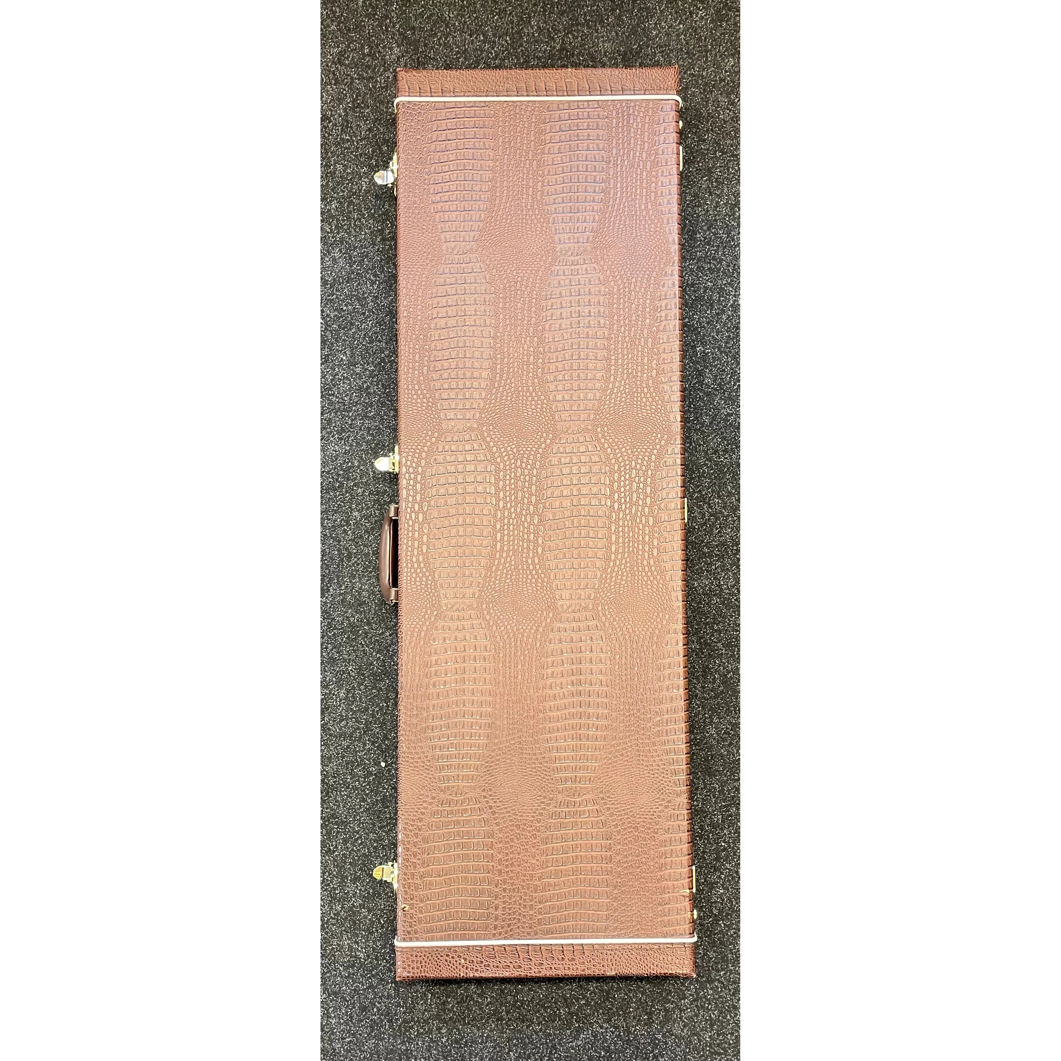 Squier Vintage Modified Jazz Bass '70s in Olympic White with Hardcase and Extras Pre-Owned