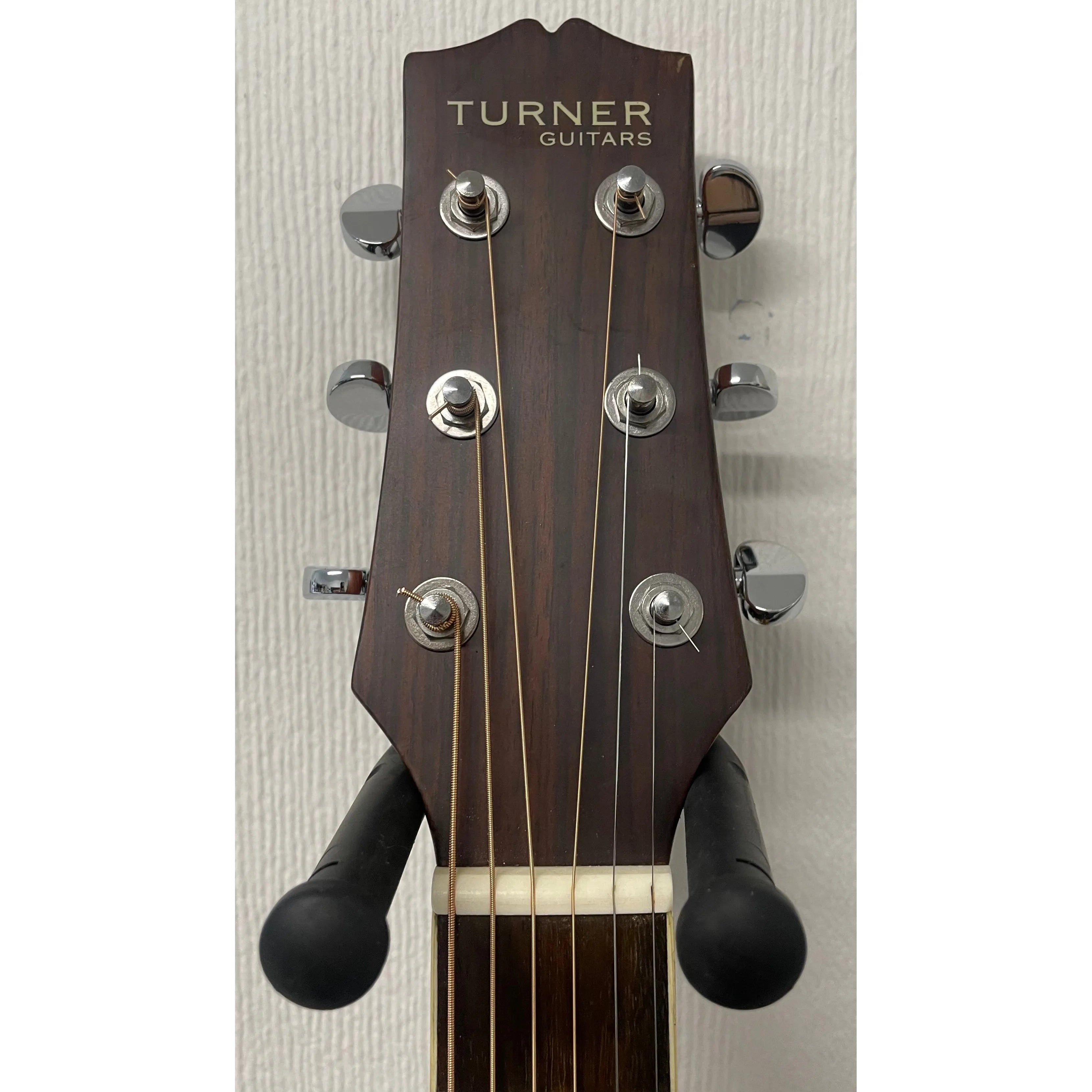 Turner Dreadnought 40CE Electro Acoustic Guitar