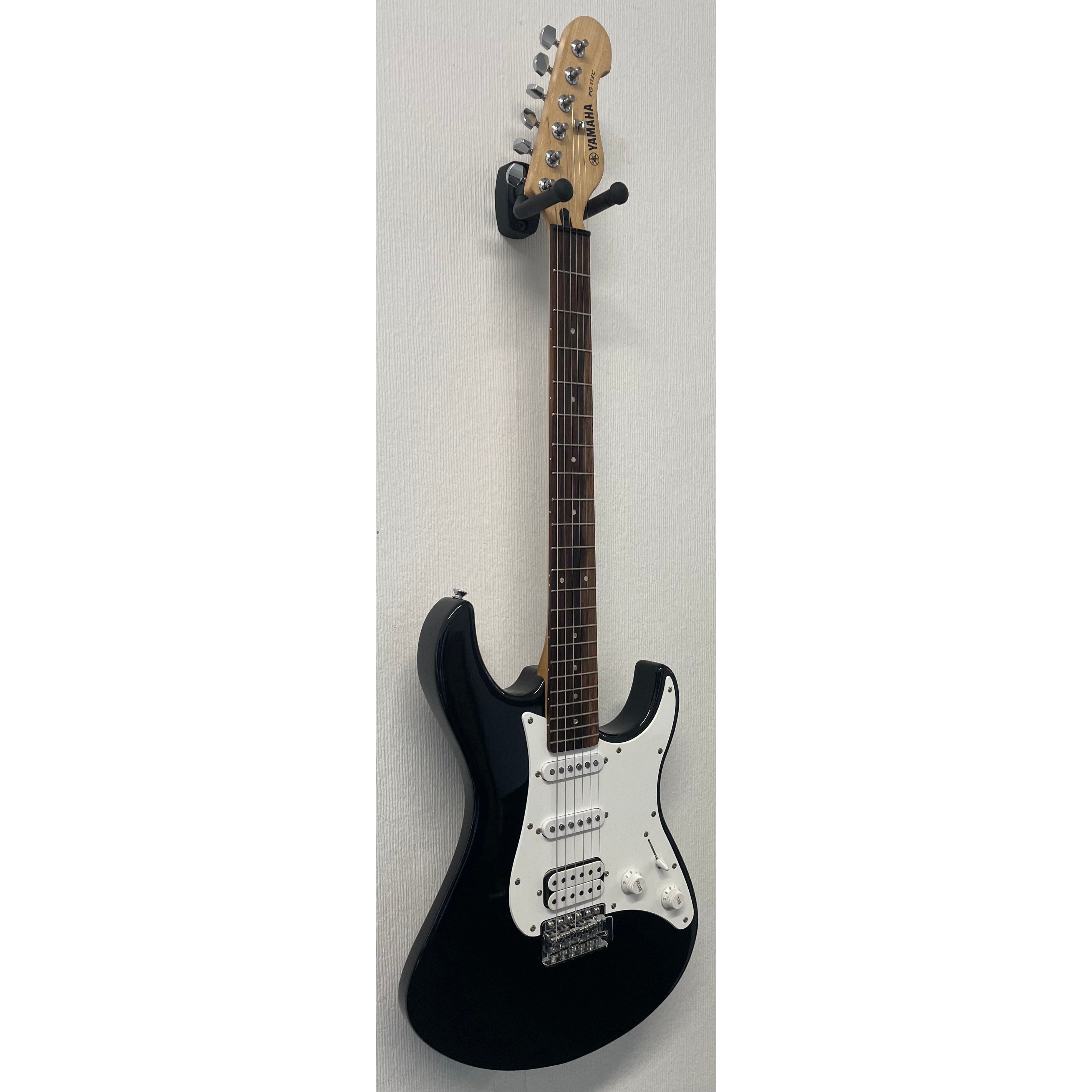 Yamaha EG 121C Stratocaster Style Electric Guitar in Gloss Black Pre-Owned