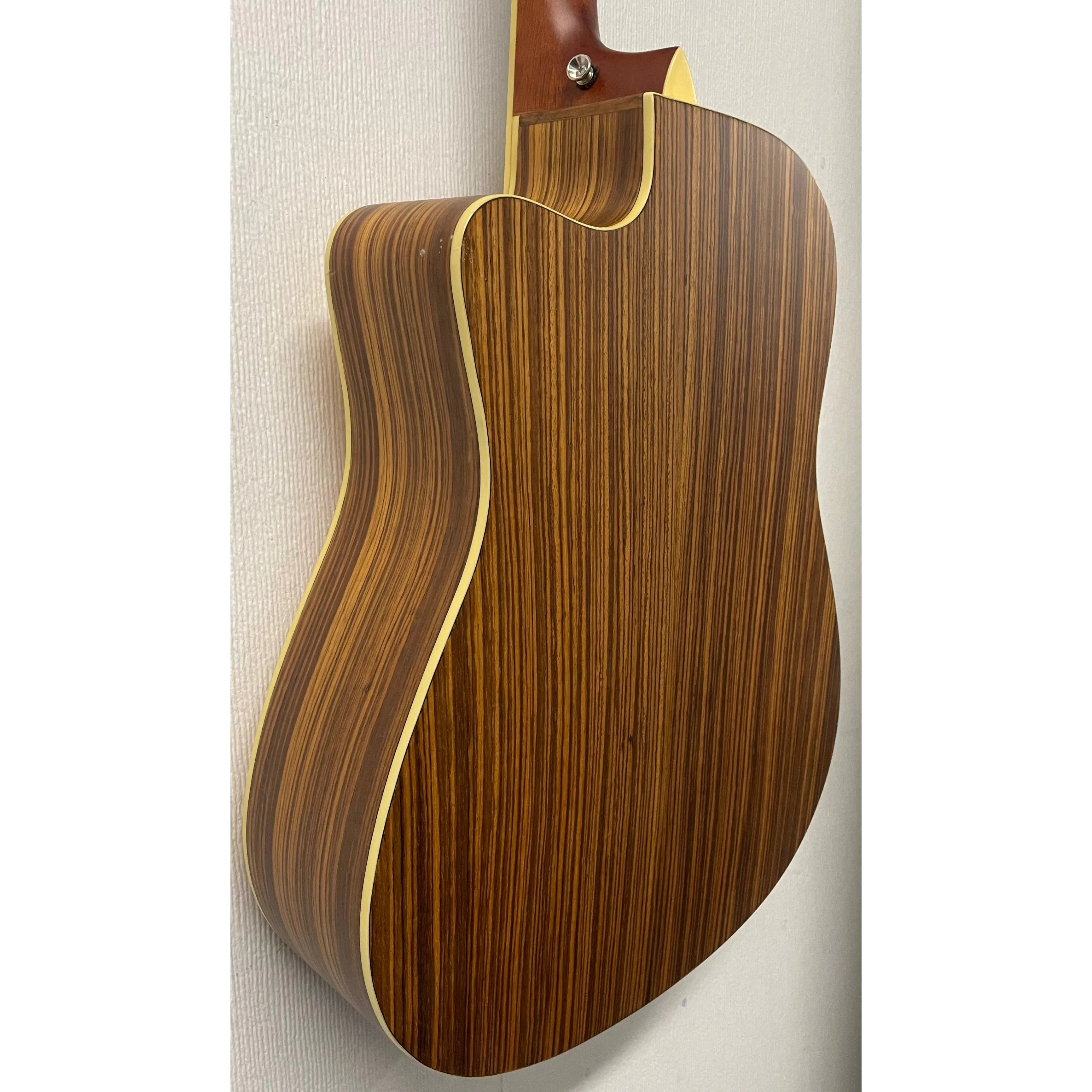 Turner Dreadnought 40CE Electro Acoustic Guitar