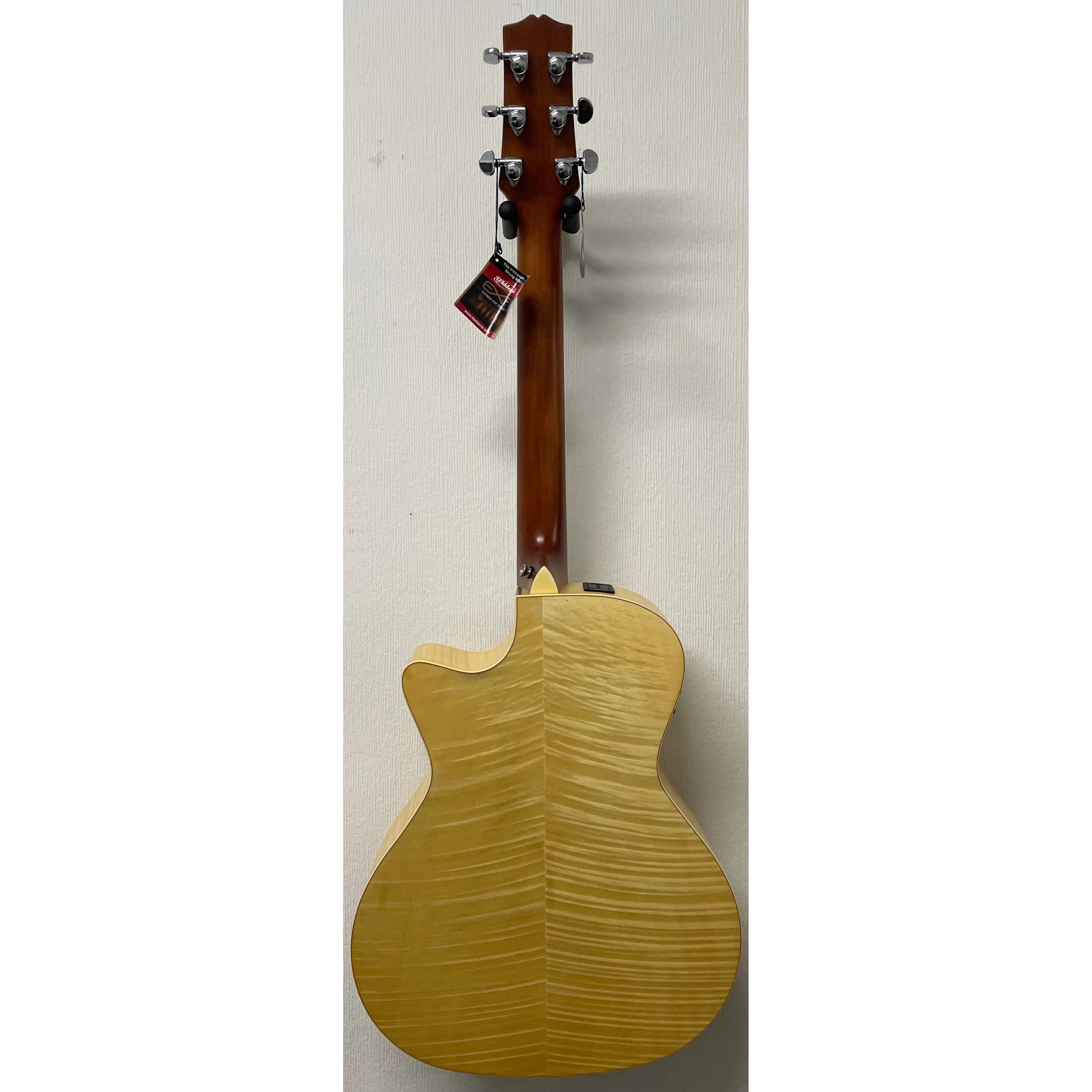 Turner Grand Concert 62CE Electro Acoustic Guitar