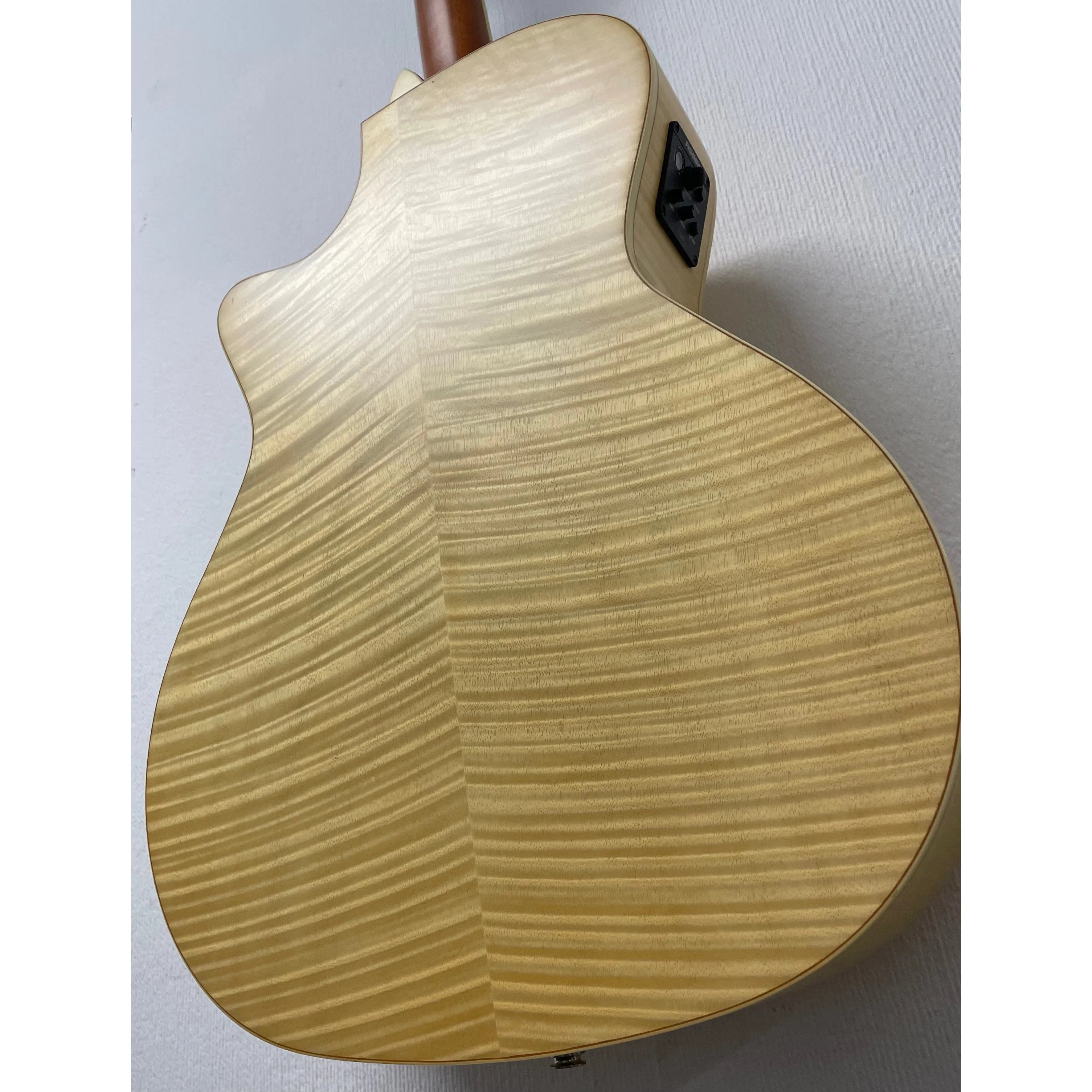 Turner Grand Concert 62CE Electro Acoustic Guitar