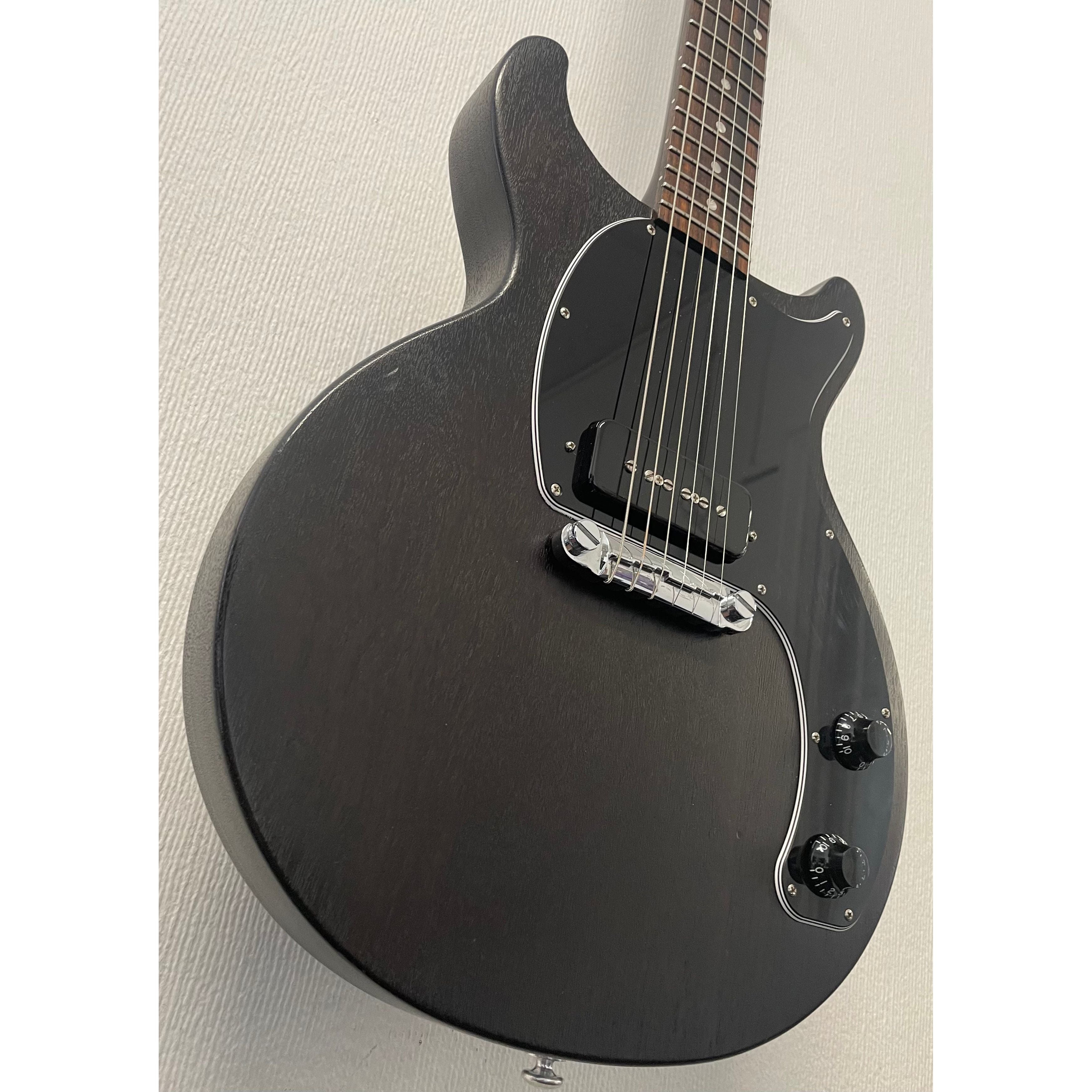 Gibson Les Paul Tribute Double Cutaway in Worn Ebony with Original Gigbag and Case Candy Pre-Owned