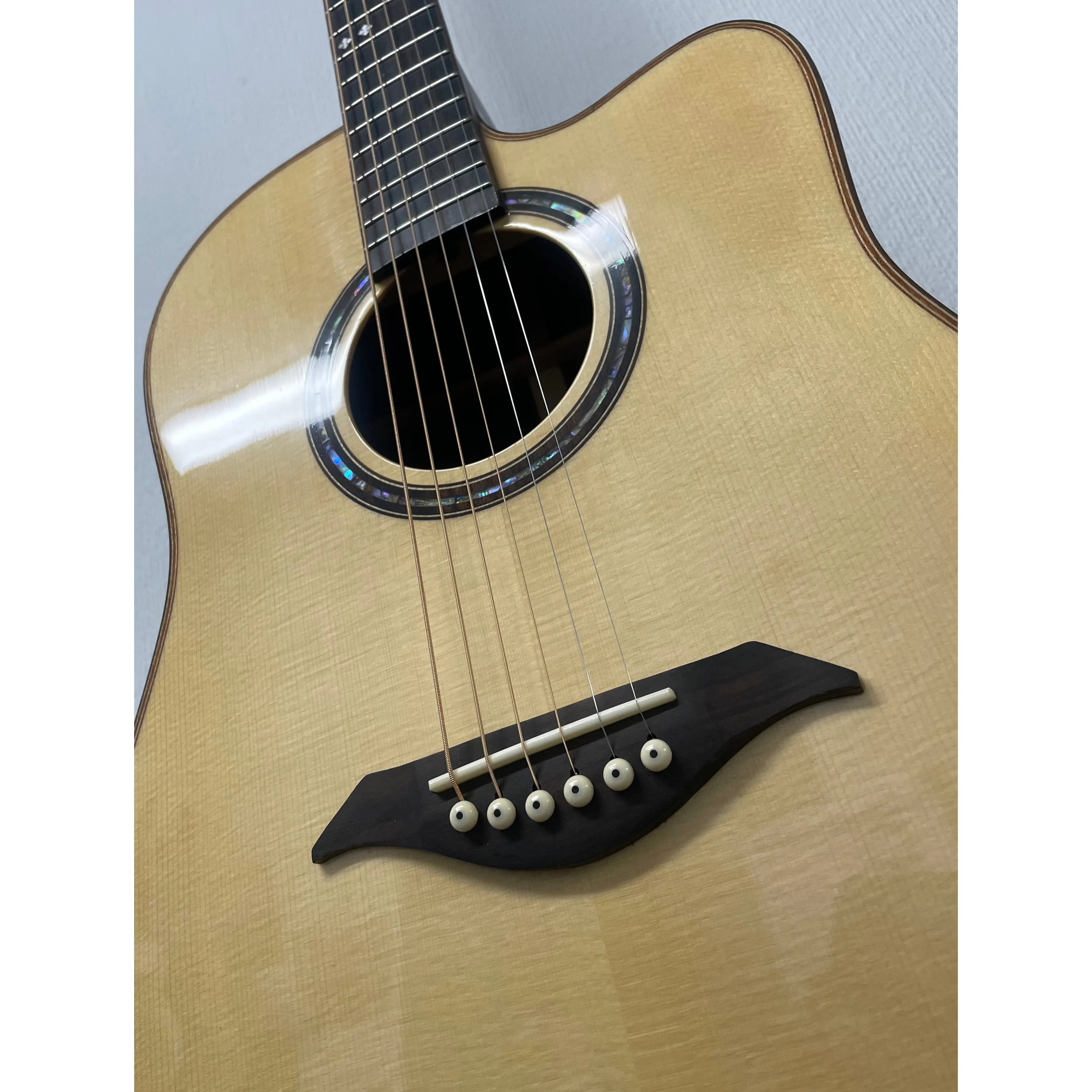 Turner Dreadnought 80CE Electro Acoustic Guitar