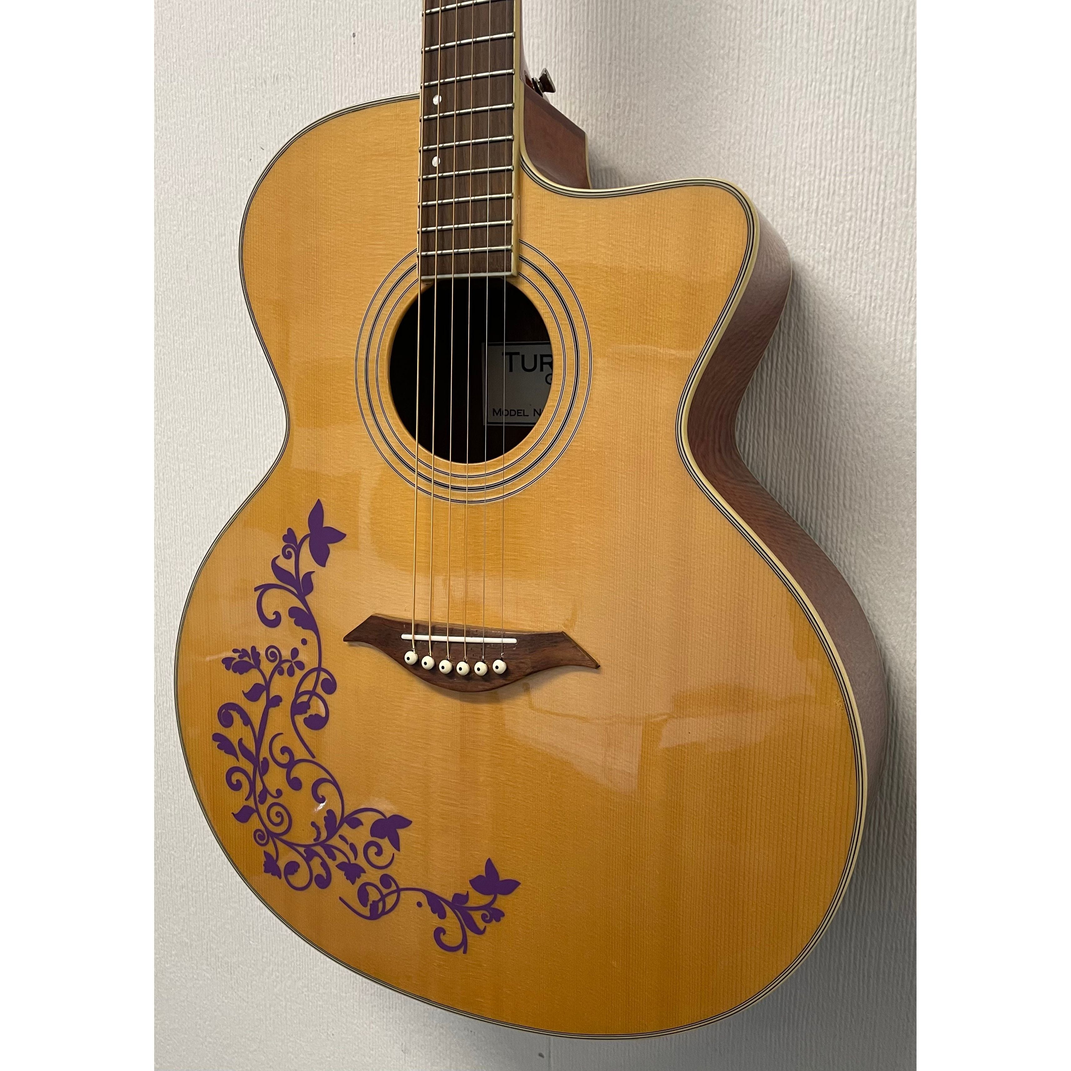 Turner 35CE Jumbo Electro Acoustic Guitar in Natural Pre-Owned