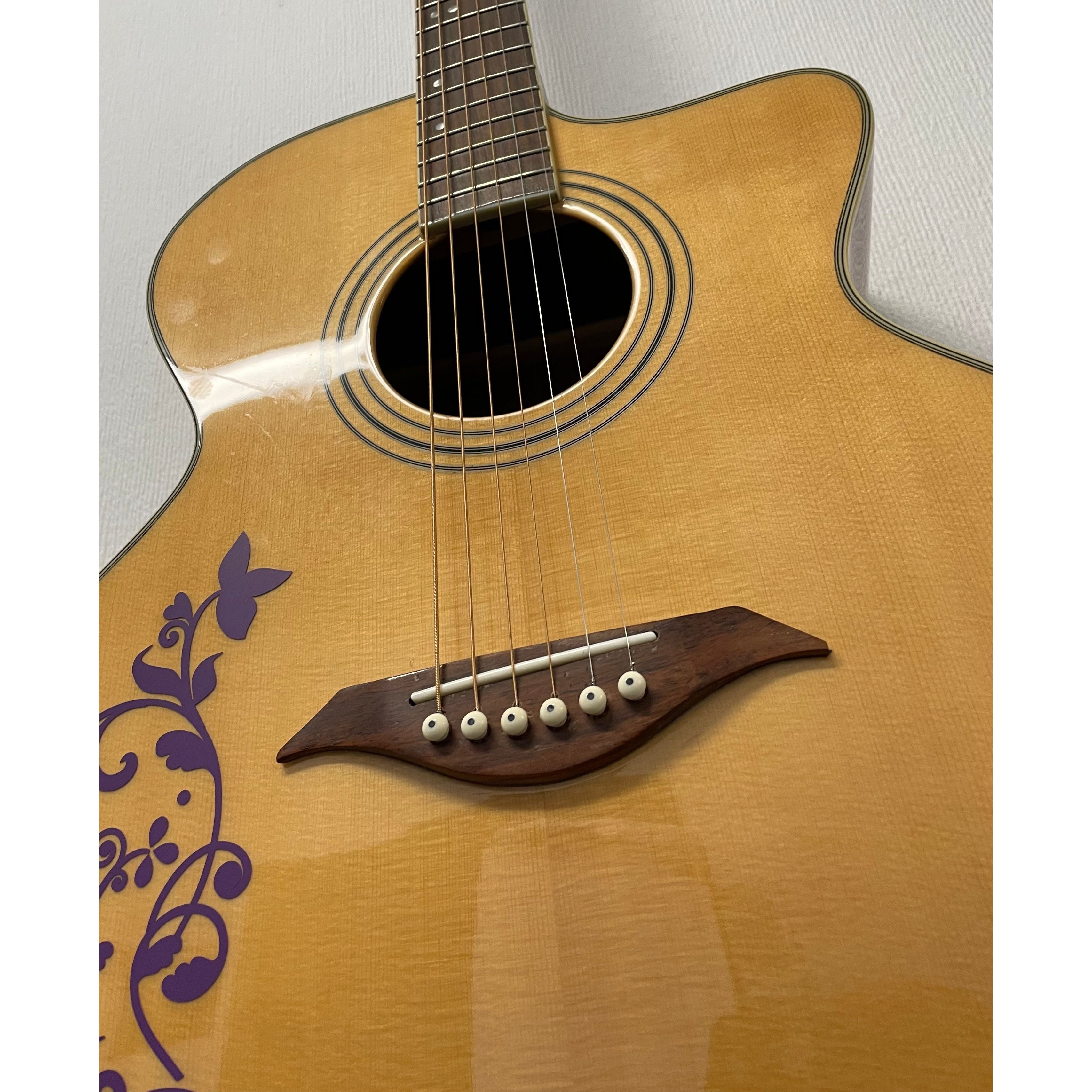 Turner 35CE Jumbo Electro Acoustic Guitar in Natural Pre-Owned
