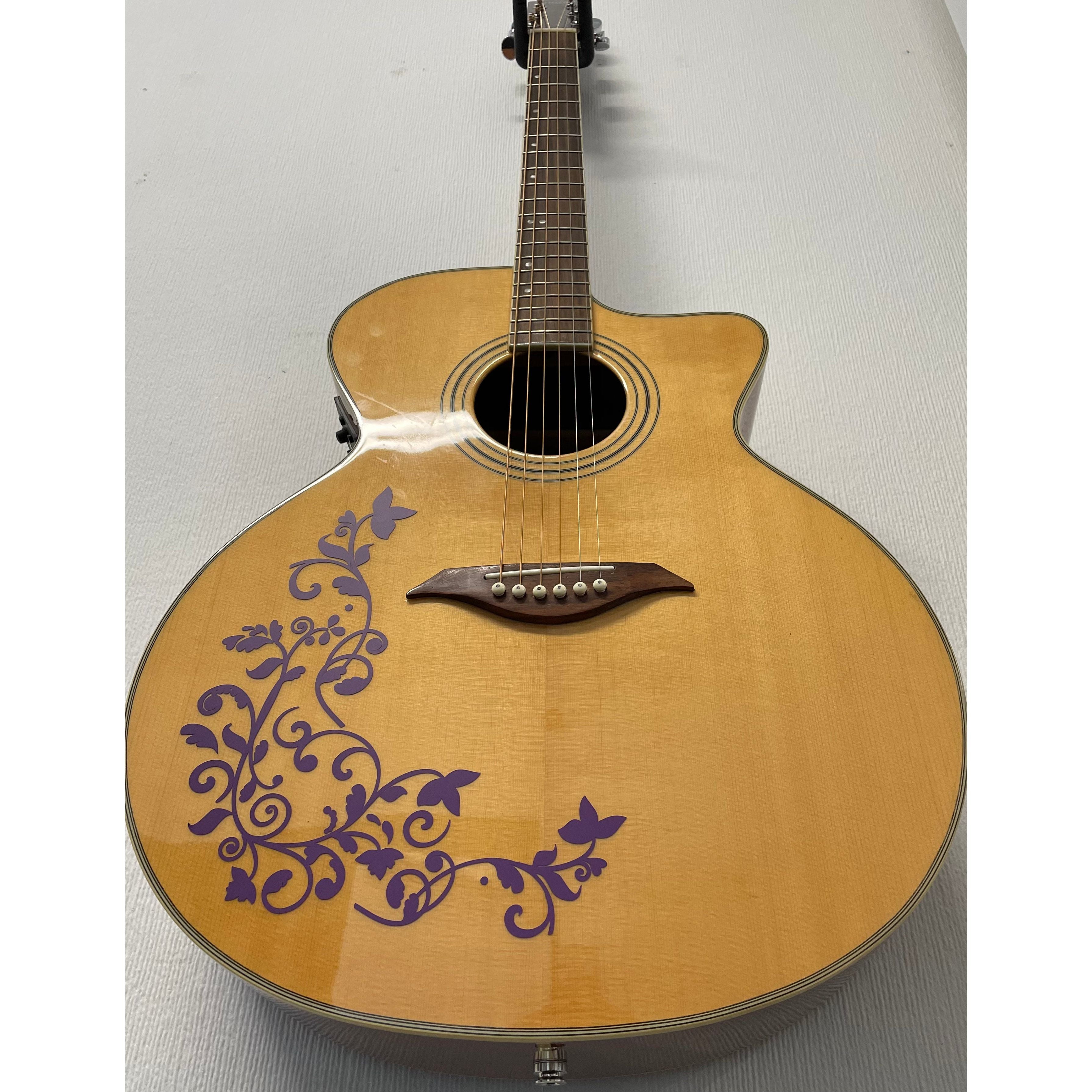 Turner 35CE Jumbo Electro Acoustic Guitar in Natural Pre-Owned