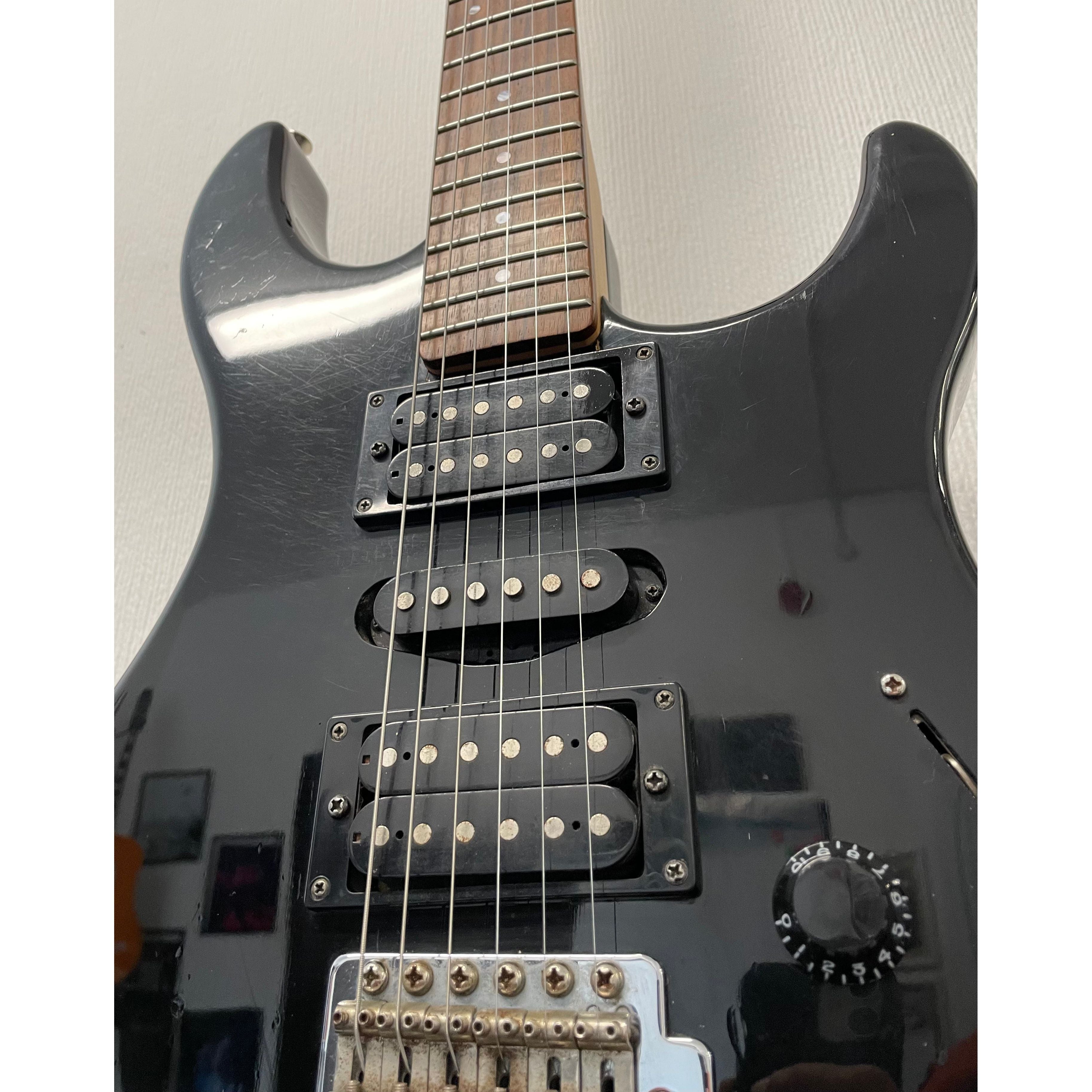 Yamaha ERG 121 Stratocaster Style Electric Guitar in Gloss Black Pre-Owned