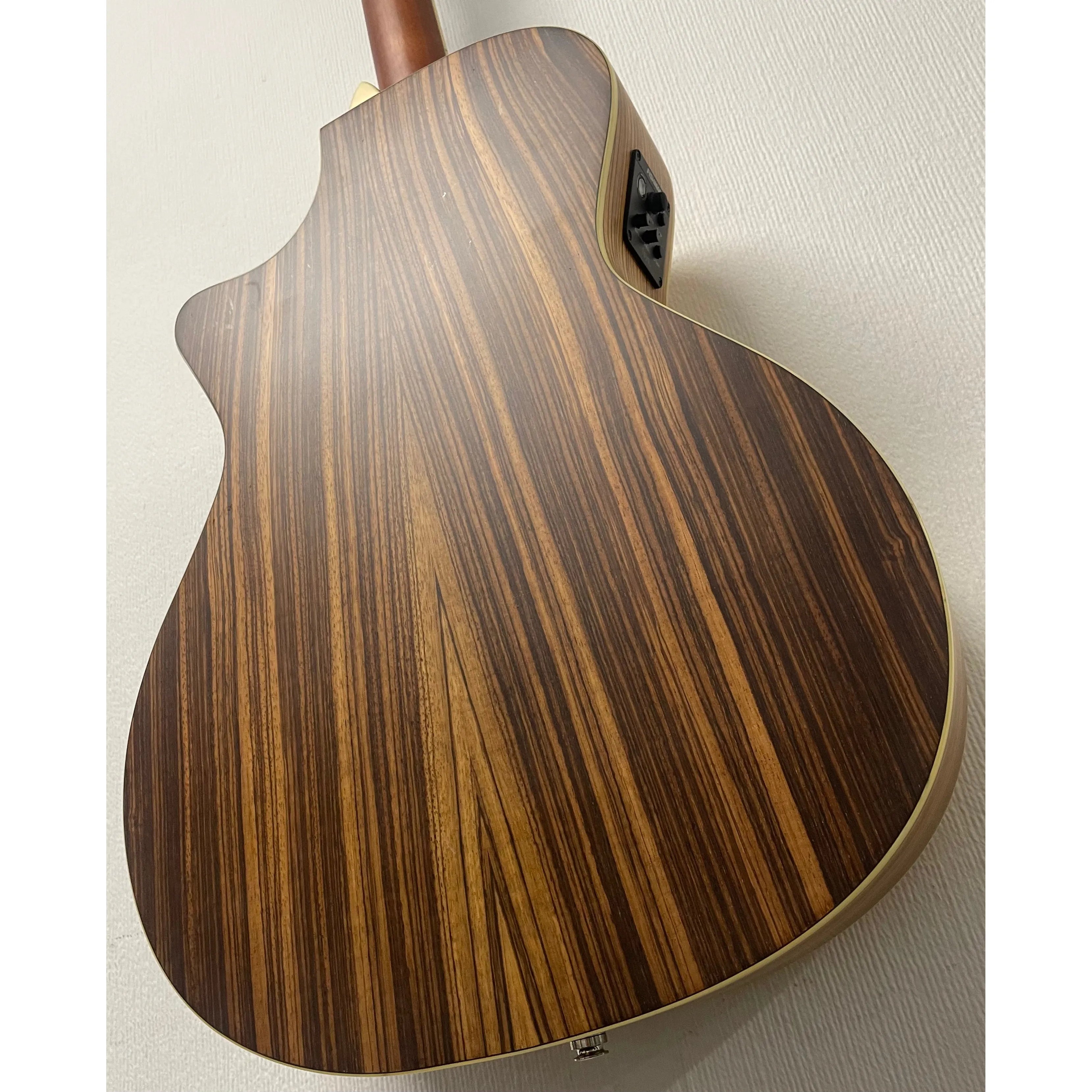 Turner Grand Concert 42CE Electro Acoustic Guitar