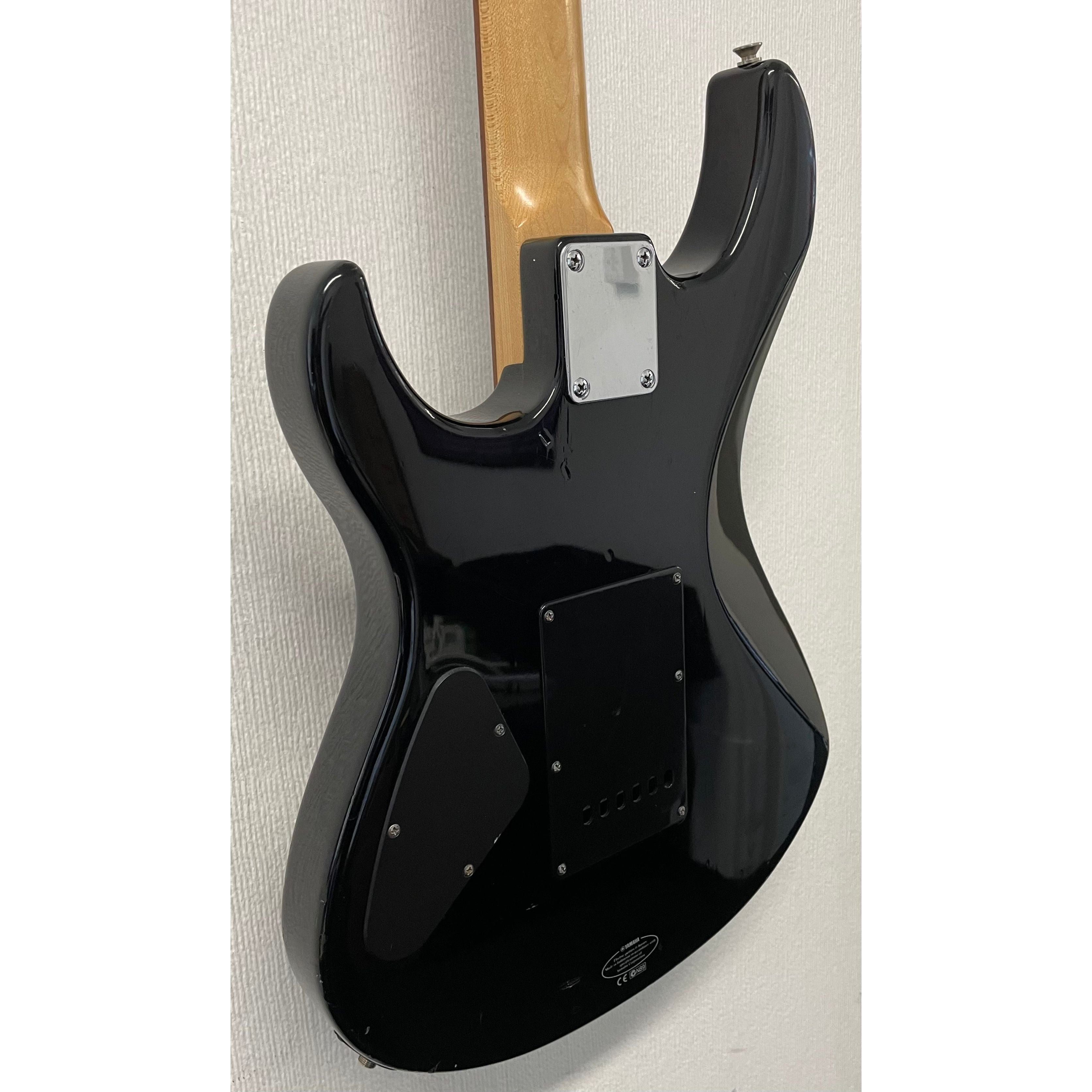Yamaha ERG 121 Stratocaster Style Electric Guitar in Gloss Black Pre-Owned