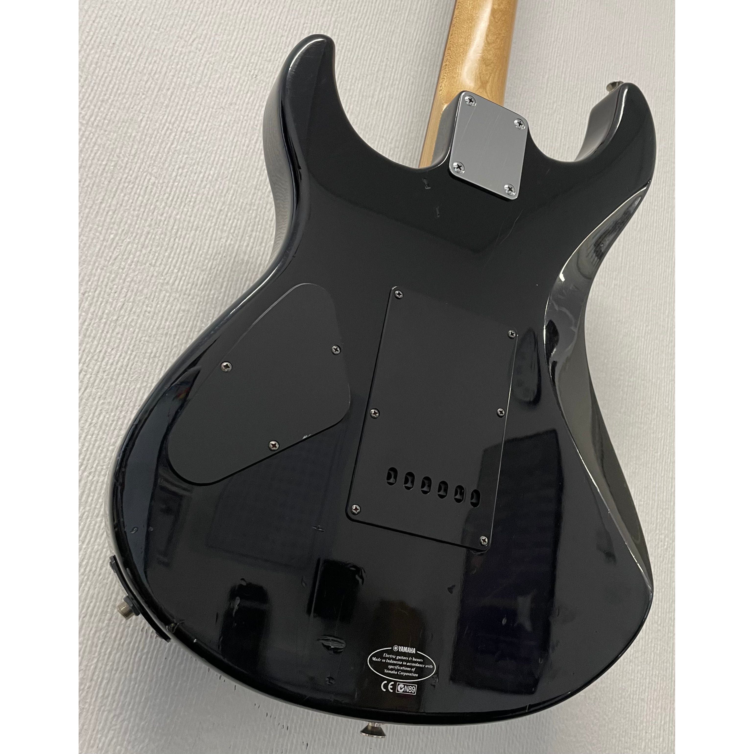 Yamaha ERG 121 Stratocaster Style Electric Guitar in Gloss Black Pre-Owned