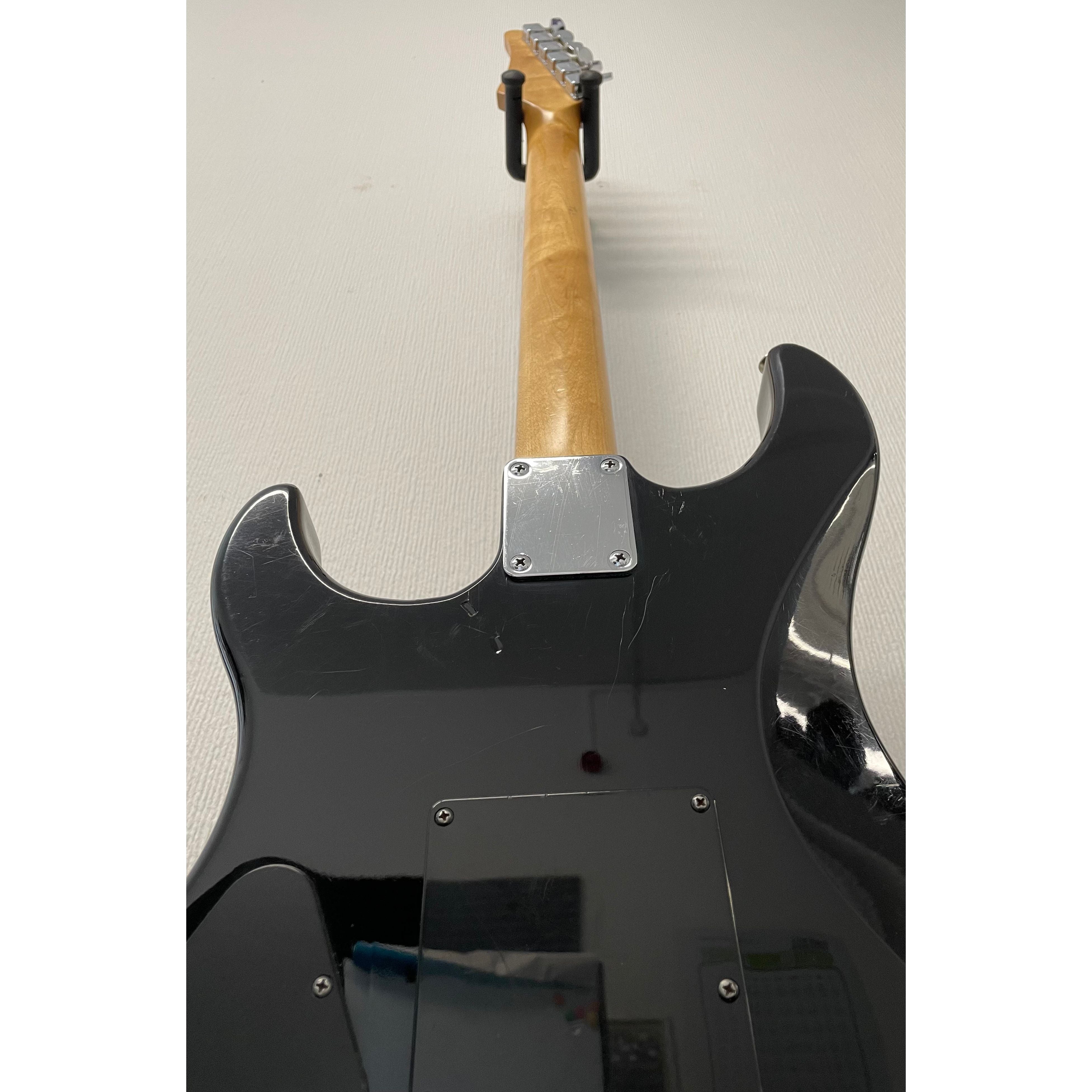 Yamaha ERG 121 Stratocaster Style Electric Guitar in Gloss Black Pre-Owned