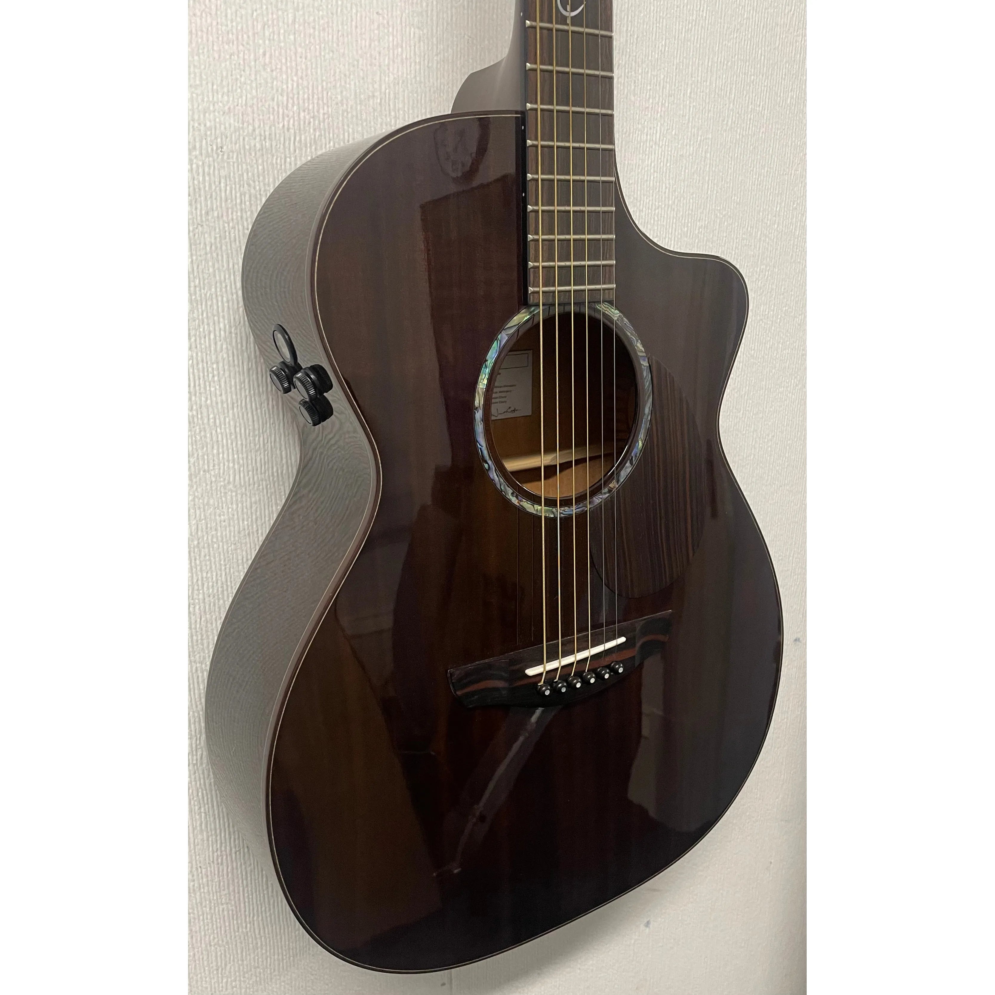 Faith Legacy Dark Roast Earth Electro/Cut Acoustic Guitar inc Hardcase B STOCK