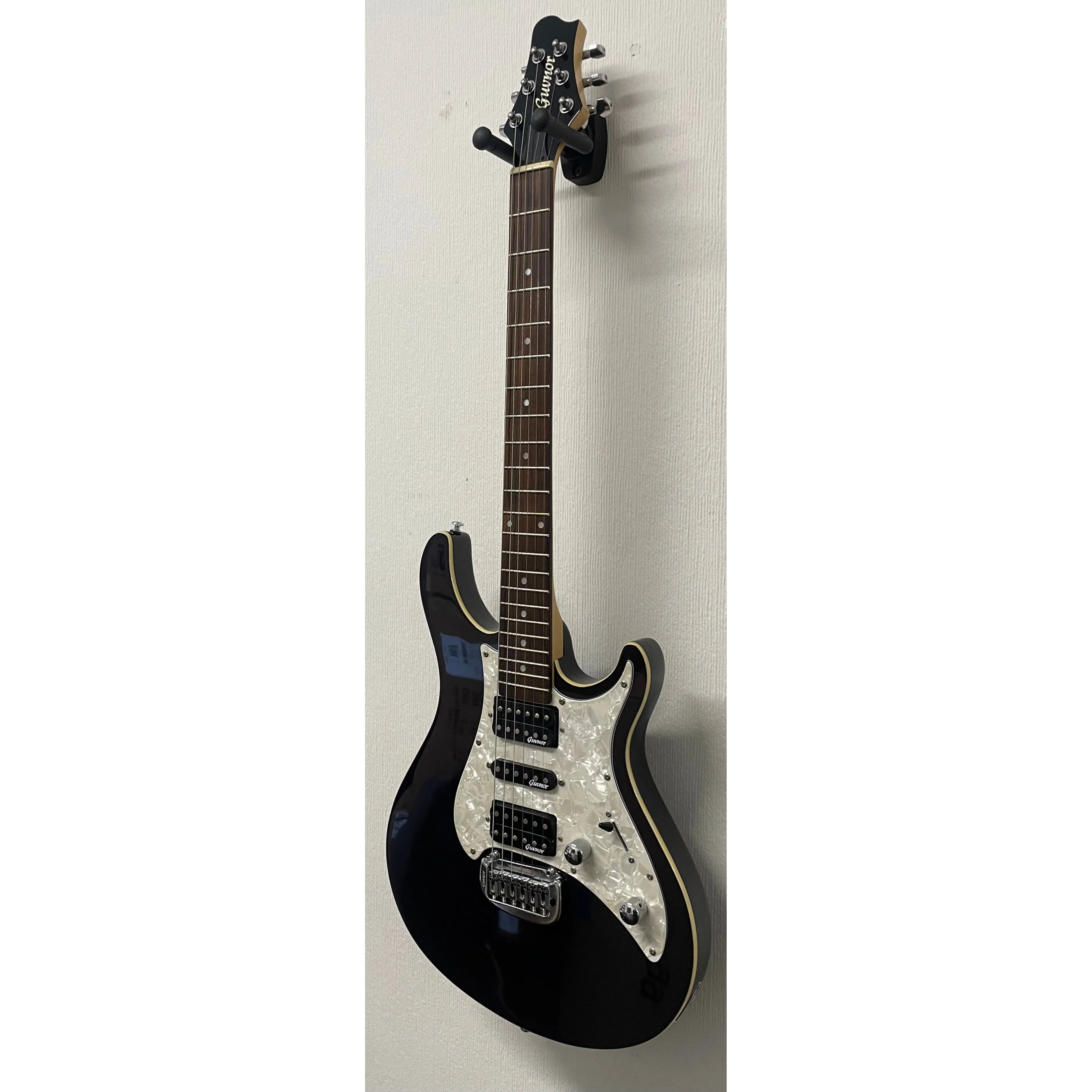 Guvnor GE500 Electric Guitar HSH in Purple Pre-Owned