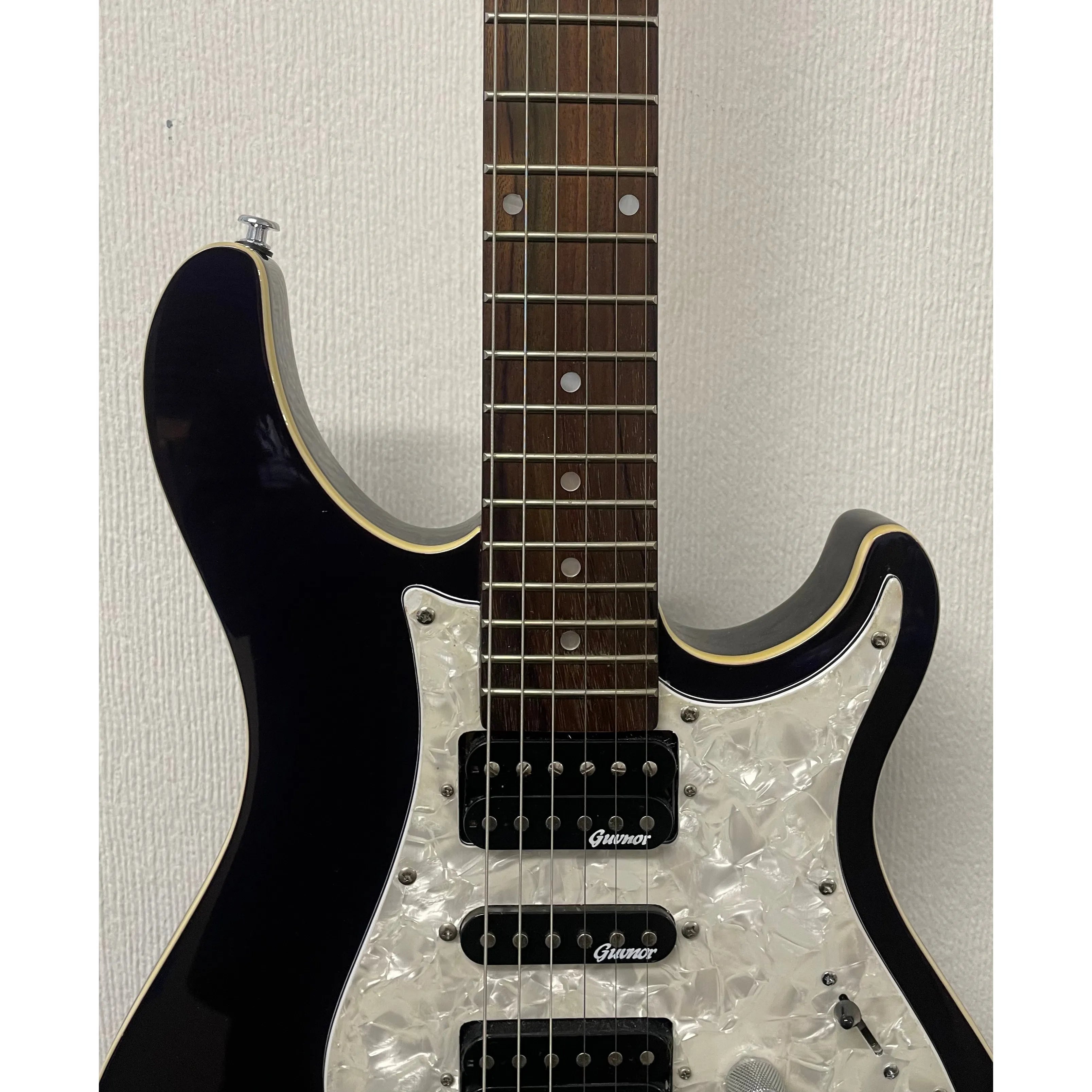 Guvnor GE500 Electric Guitar HSH in Purple Pre-Owned