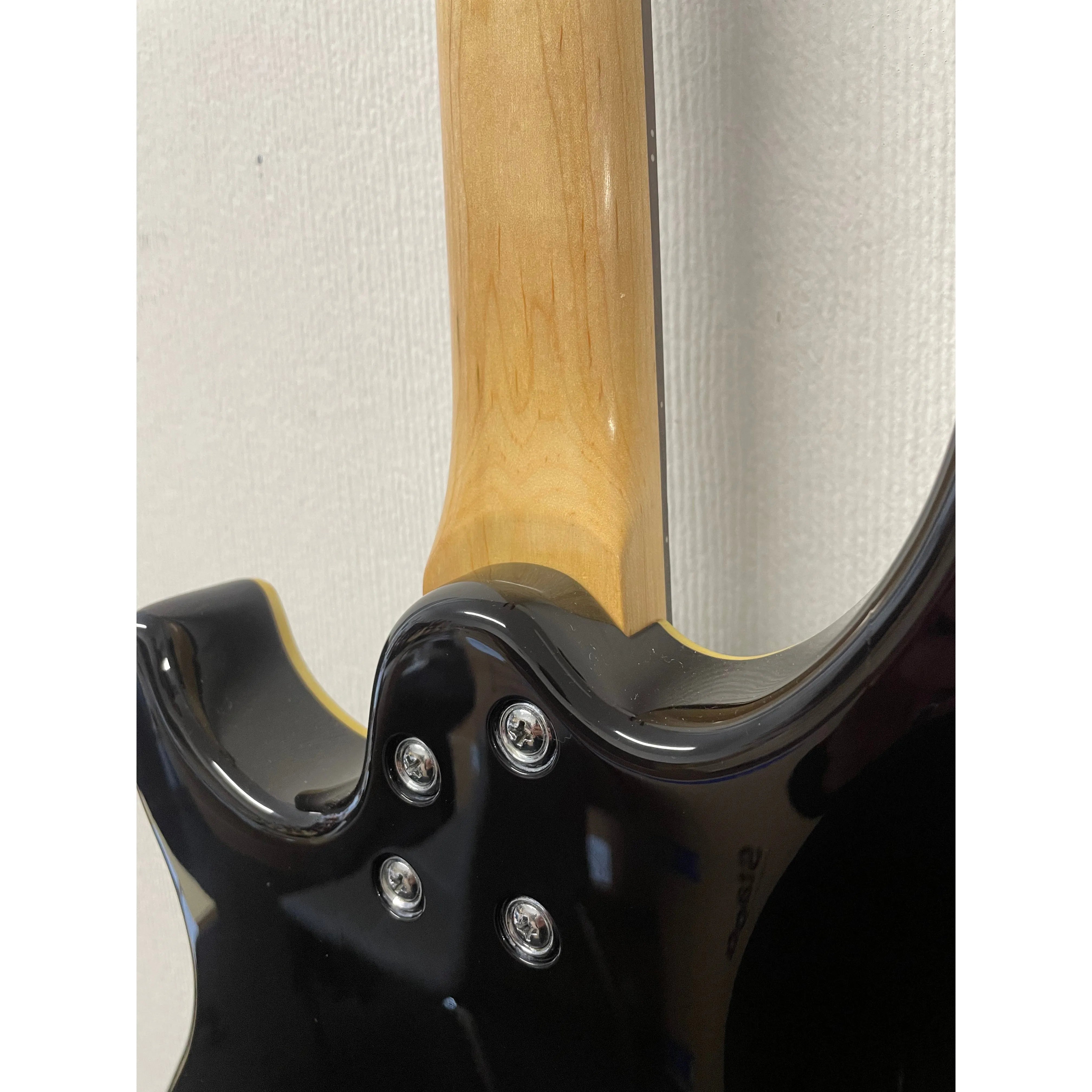 Guvnor GE500 Electric Guitar HSH in Purple Pre-Owned