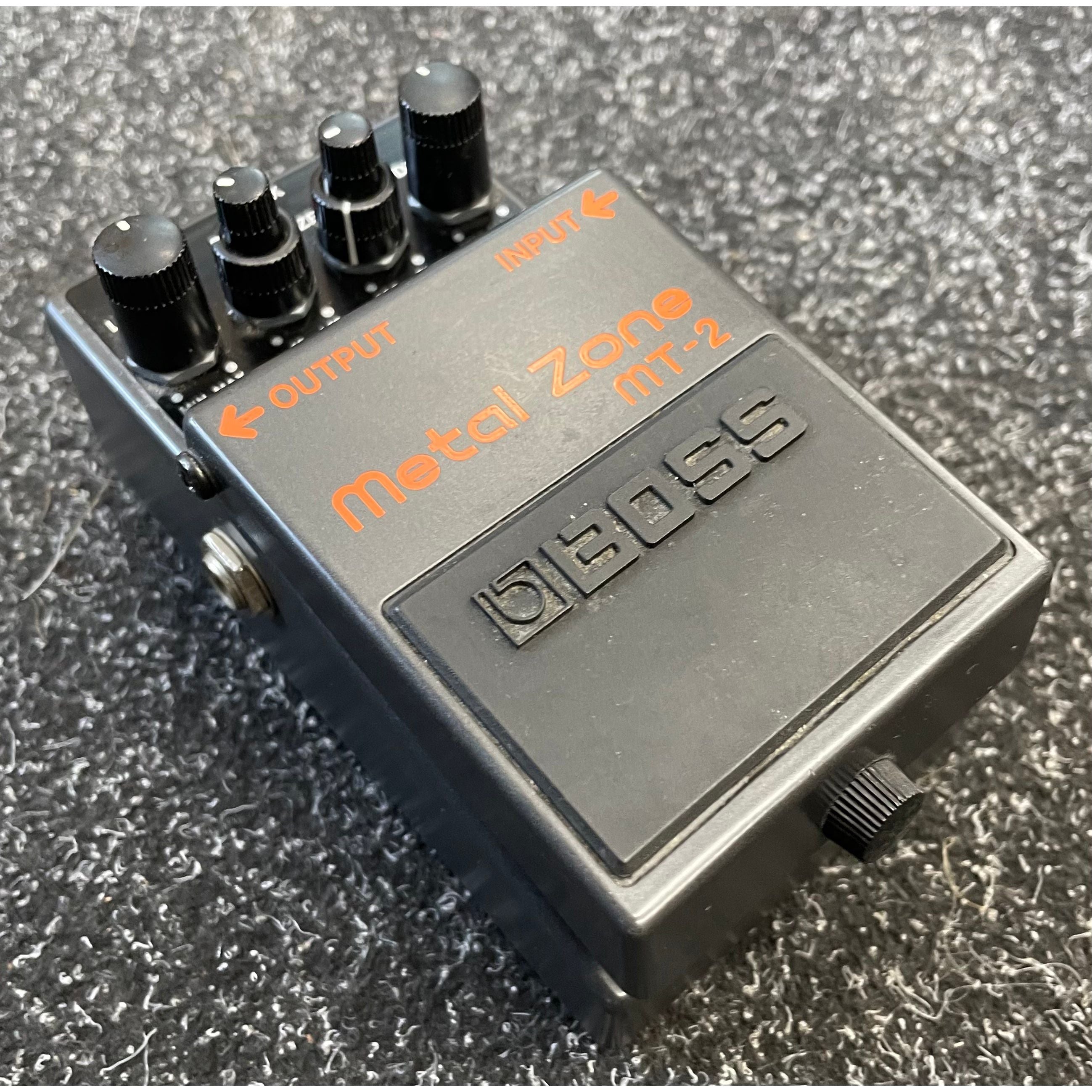 Boss MT-2 Metal Zone Distortion Pedal for Electric Guitar Pre-Owned