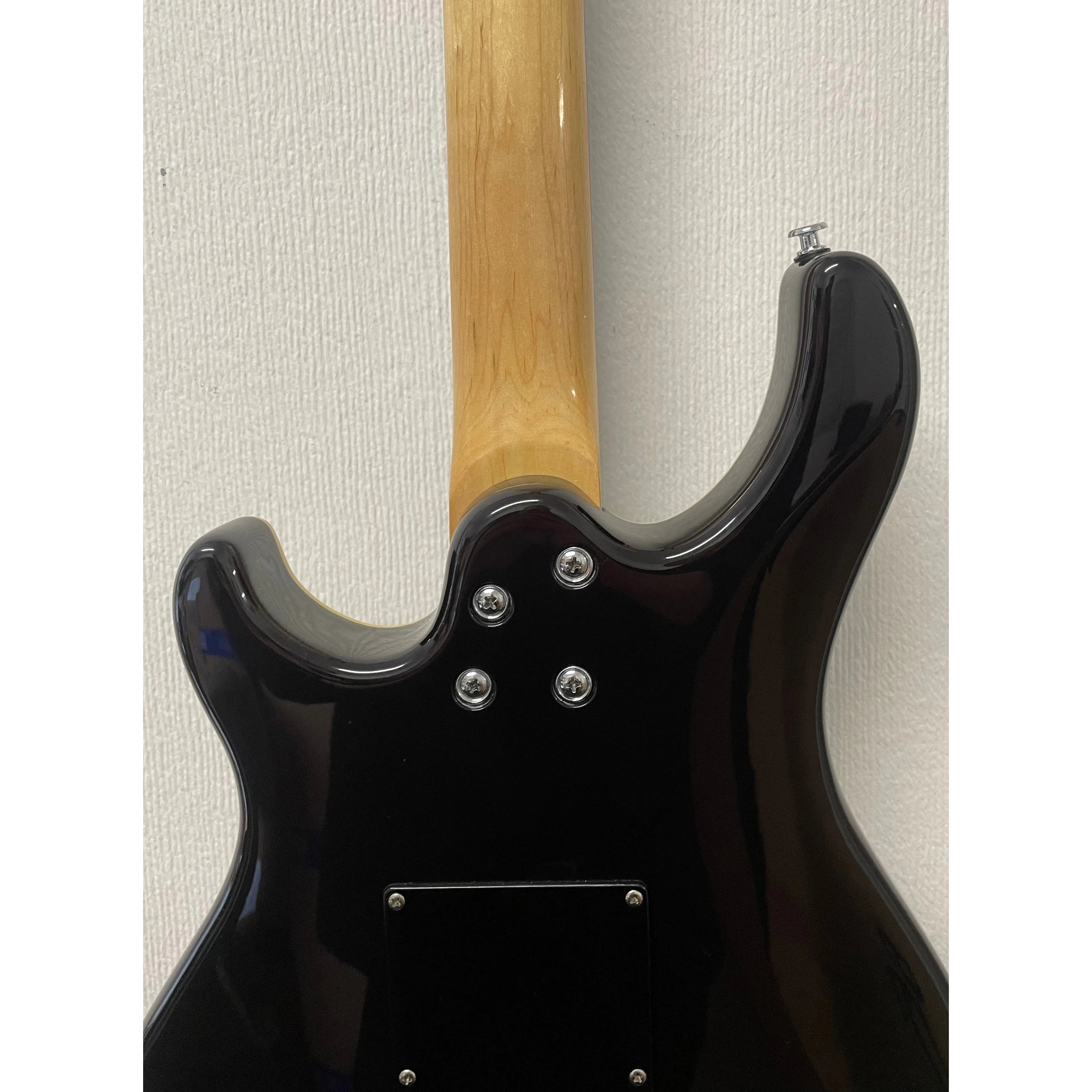 Guvnor GE500 Electric Guitar HSH in Purple Pre-Owned