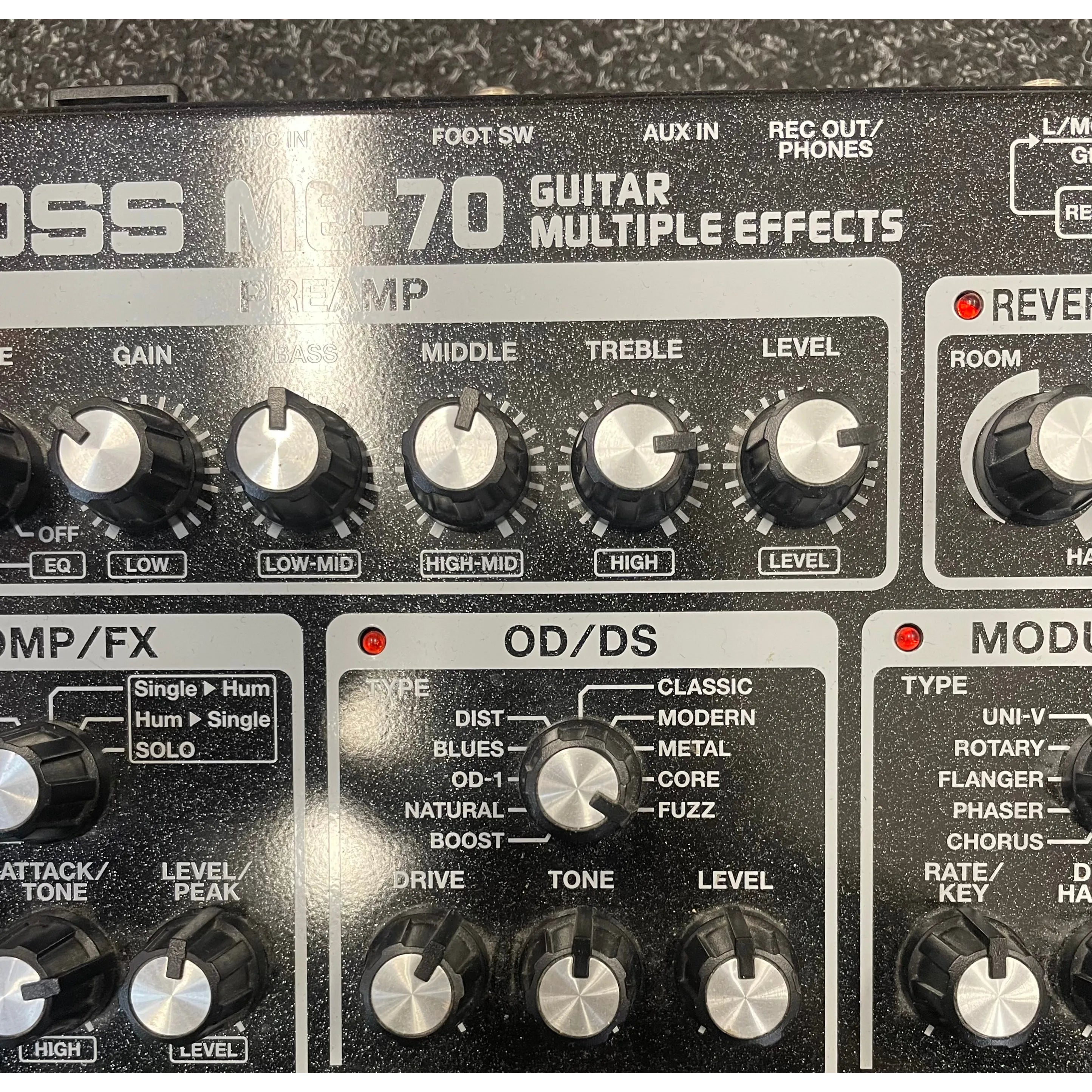 BOSS ME-70 Multi-Effect Unit for Guitar Pre-Owned – The Music Bank BOSS ME-70 Multi-Effect Unit for Guitar Pre-Owned – The Music Bank