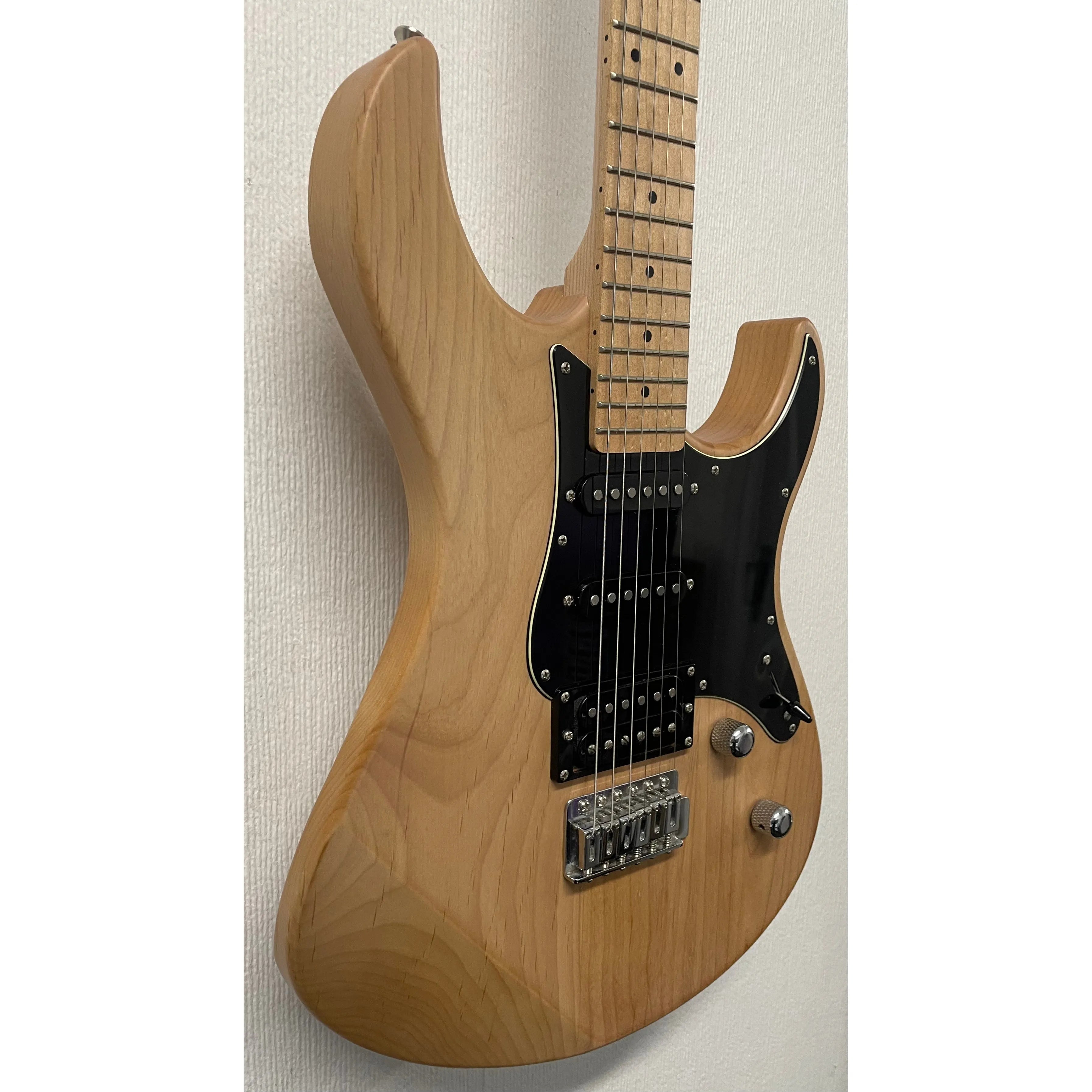 Yamaha Pacifica 112V MX in Yellow Natural Satin Pre-Owned