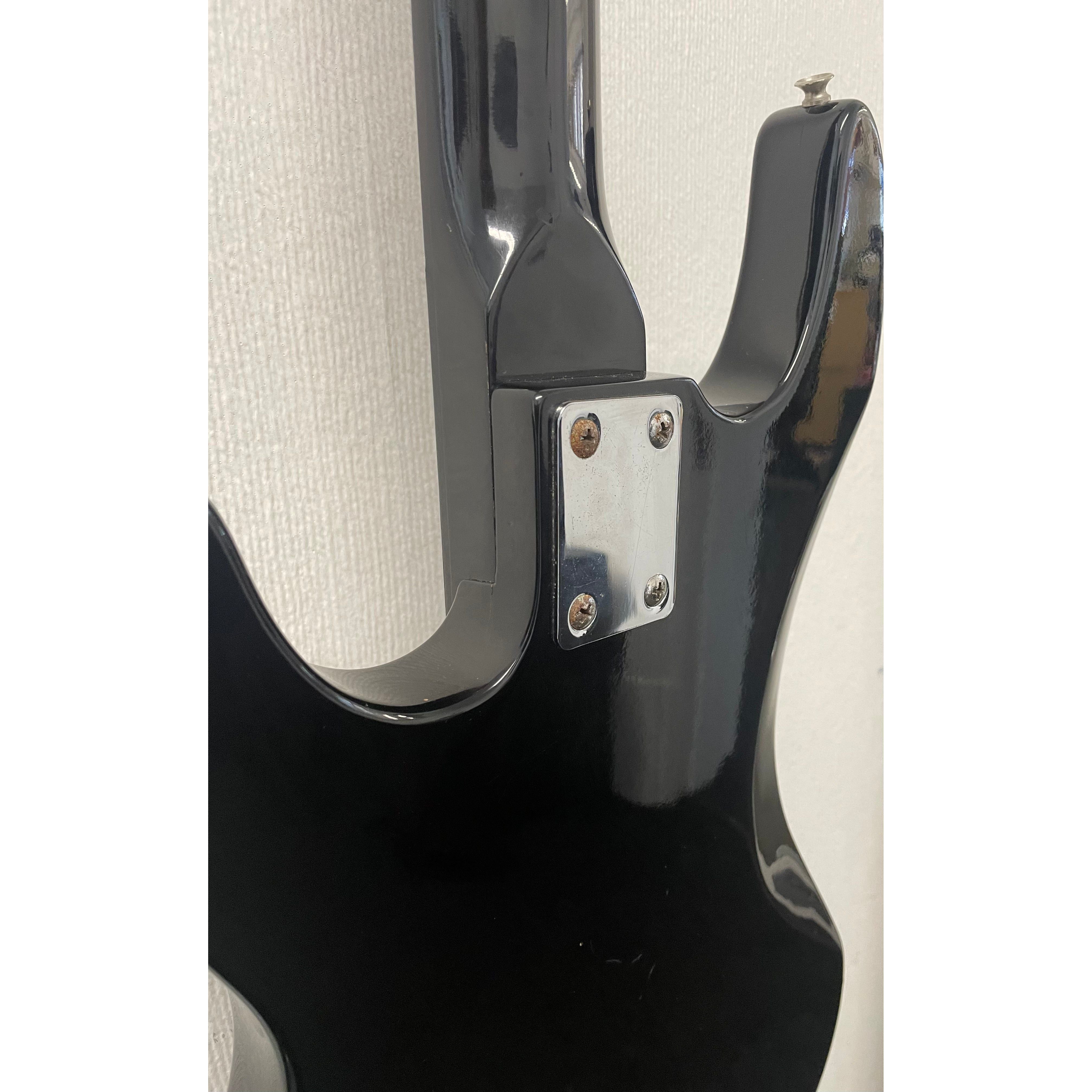 Rockwood by Hohner LX100B Bass Guitar in Black Pre-Owned