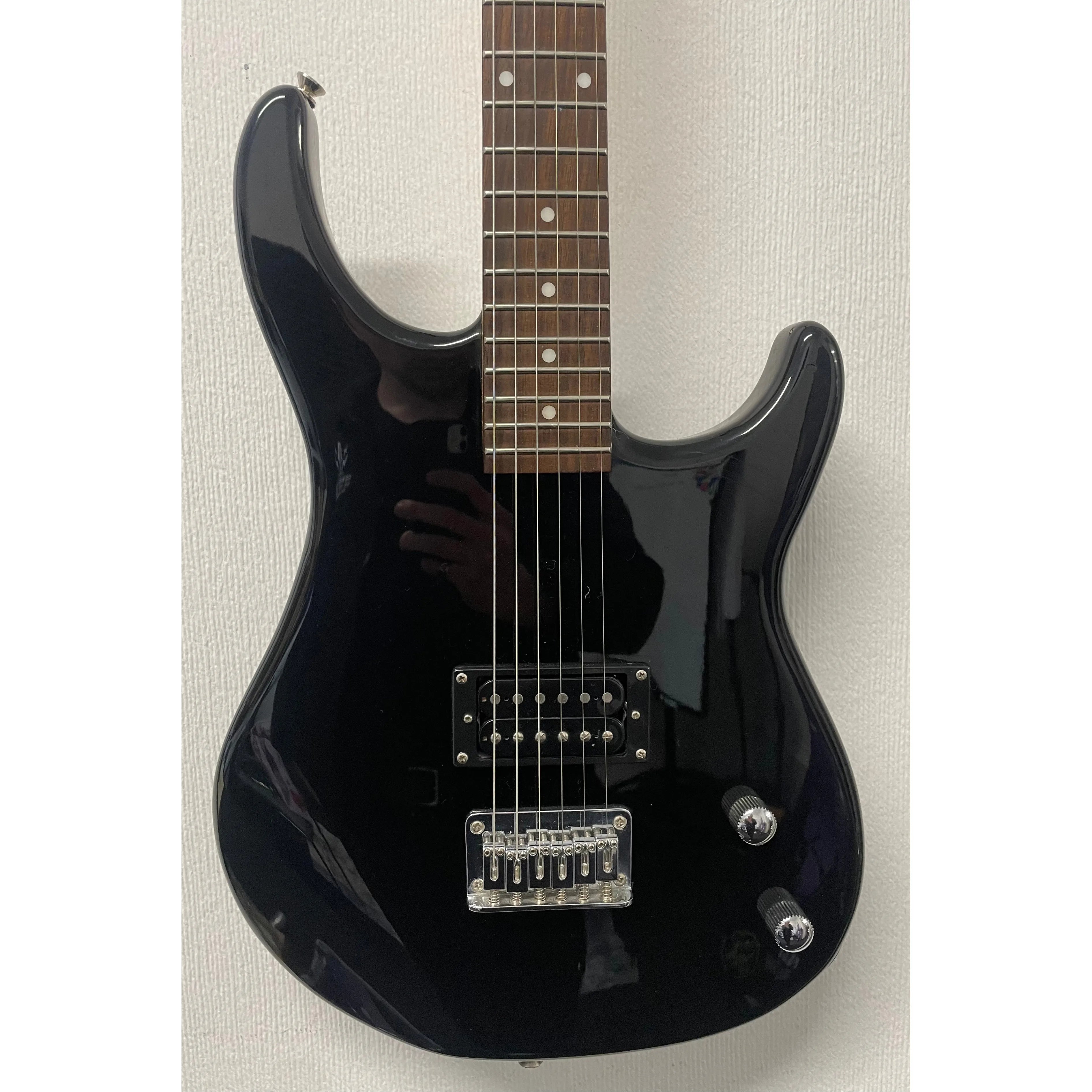 Peavey Rockmaster Electric Guitar in Black Pre-owned