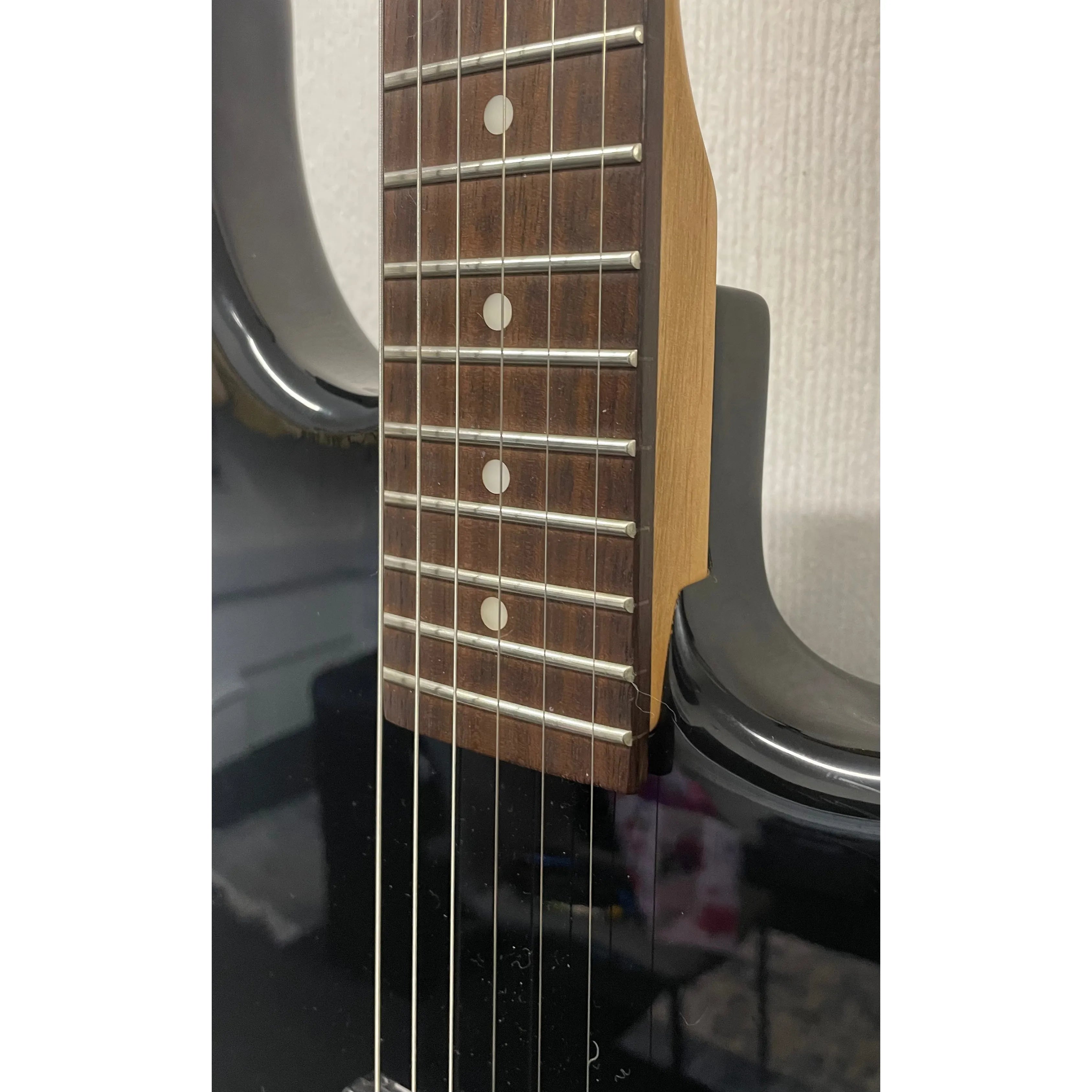 Peavey Rockmaster Electric Guitar in Black Pre-owned