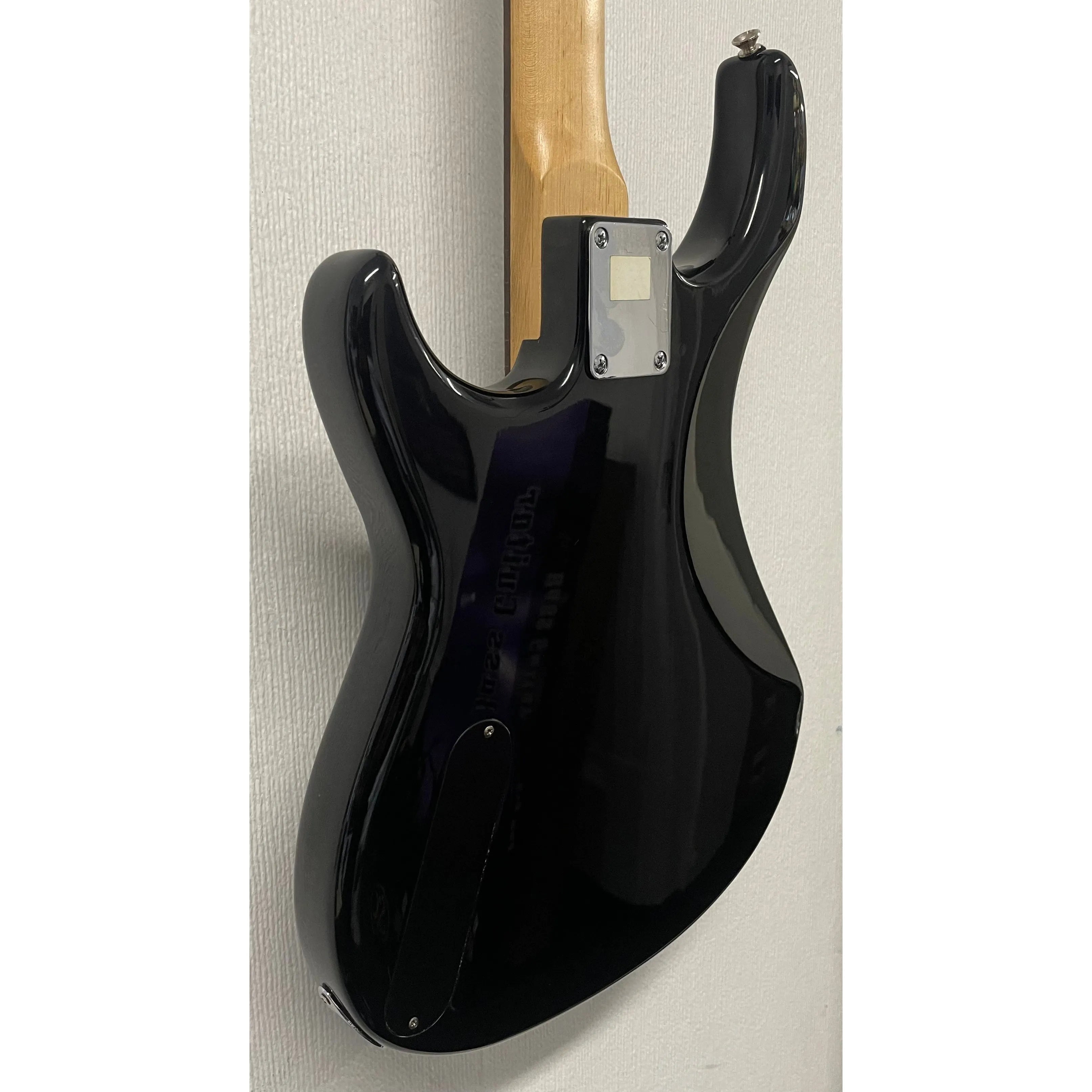 Peavey Rockmaster Electric Guitar in Black Pre-owned