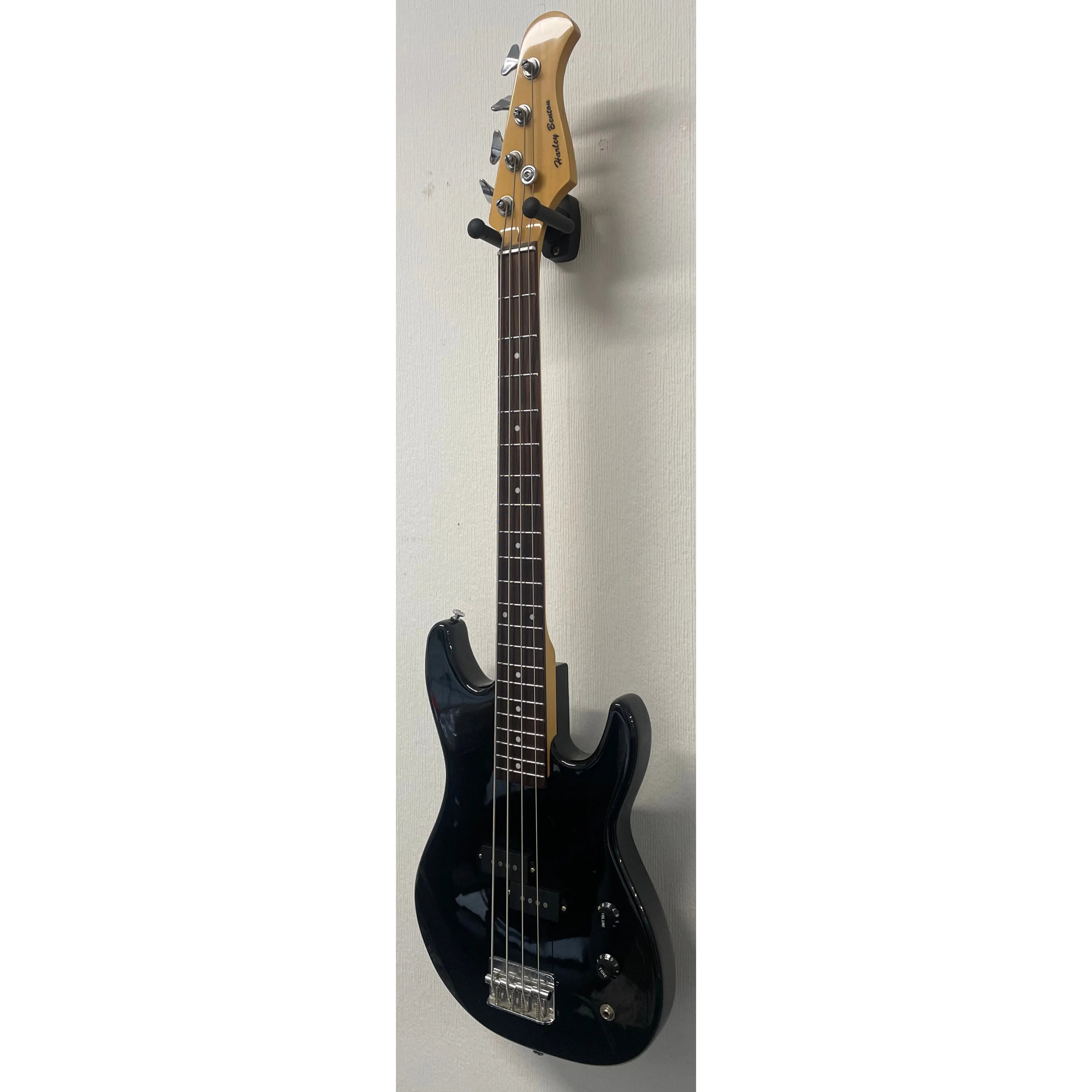 Harley Benton Short Scale Precision Style Bass Guitar in Black Pre-Owned