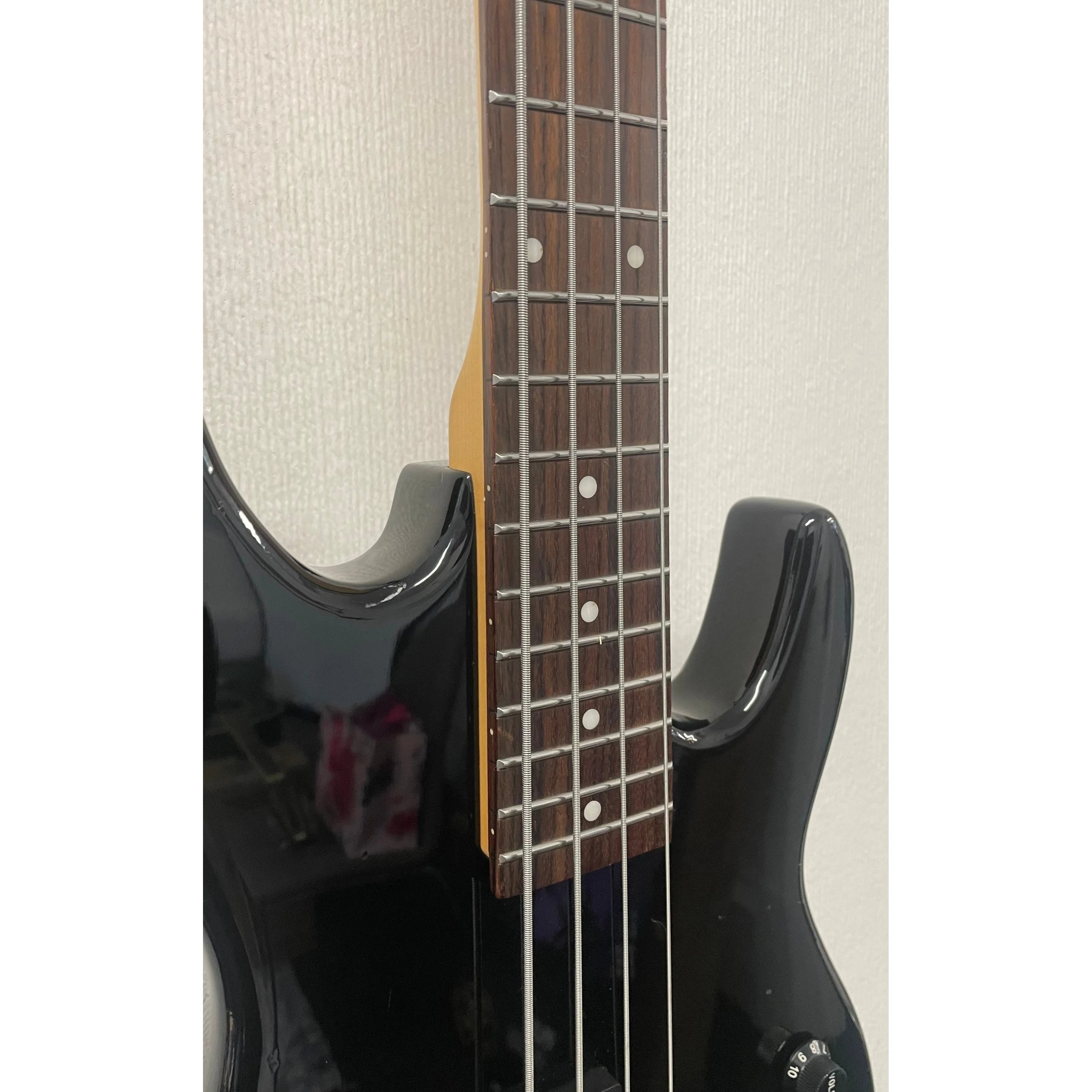 Harley Benton Short Scale Precision Style Bass Guitar in Black Pre-Owned