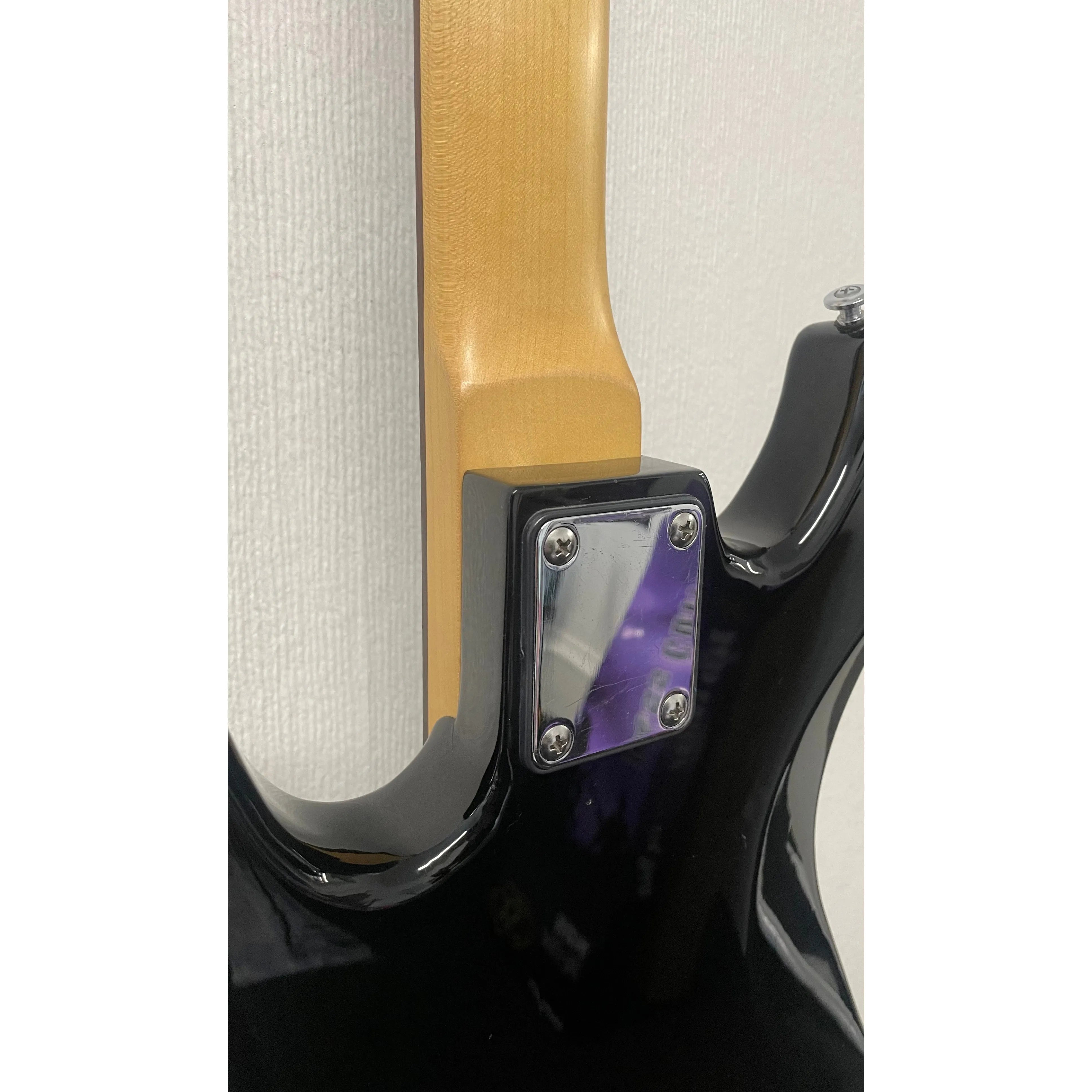 Harley Benton Short Scale Precision Style Bass Guitar in Black Pre-Owned