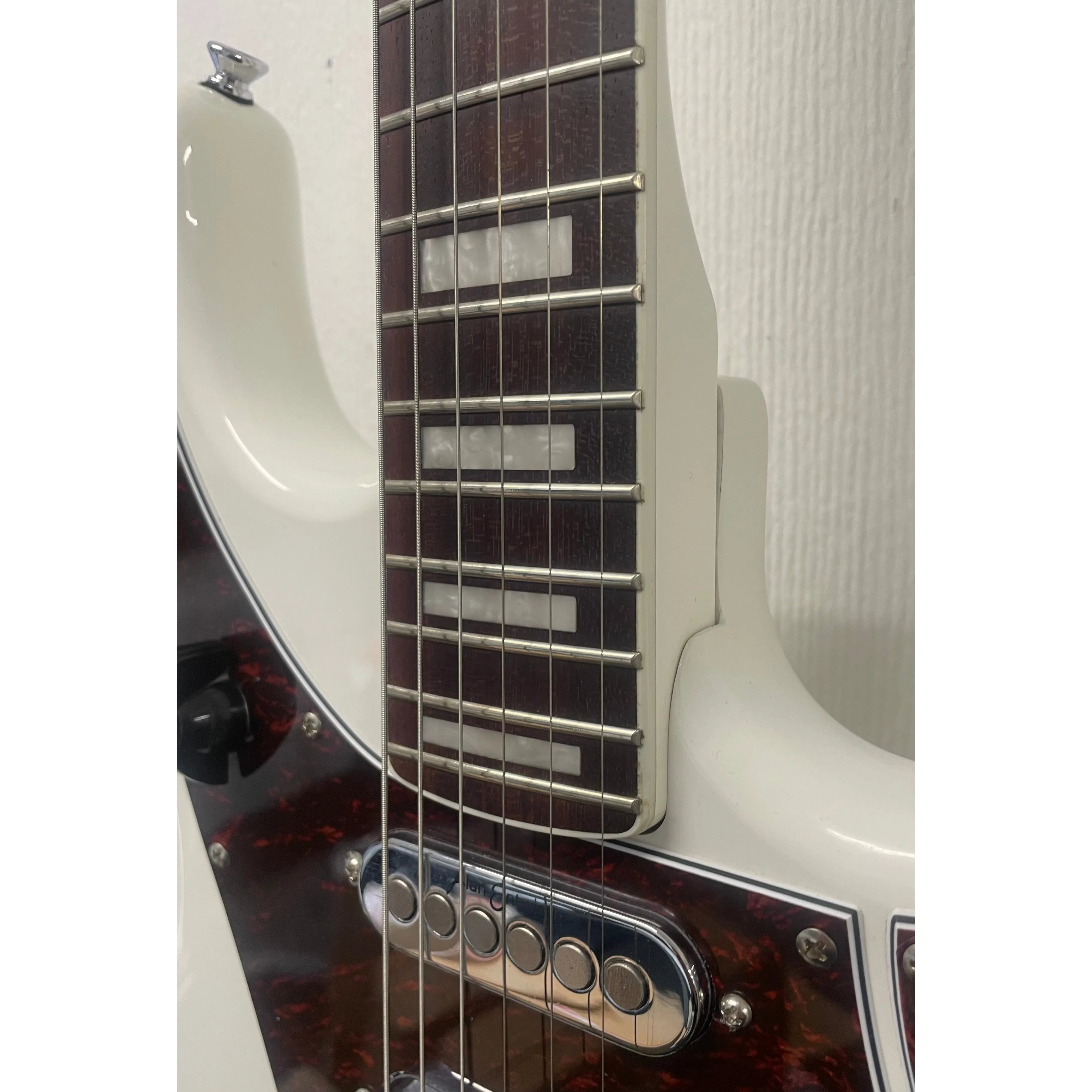 Rapier Saffire Electric Guitar in Vintage White Pre-Owned