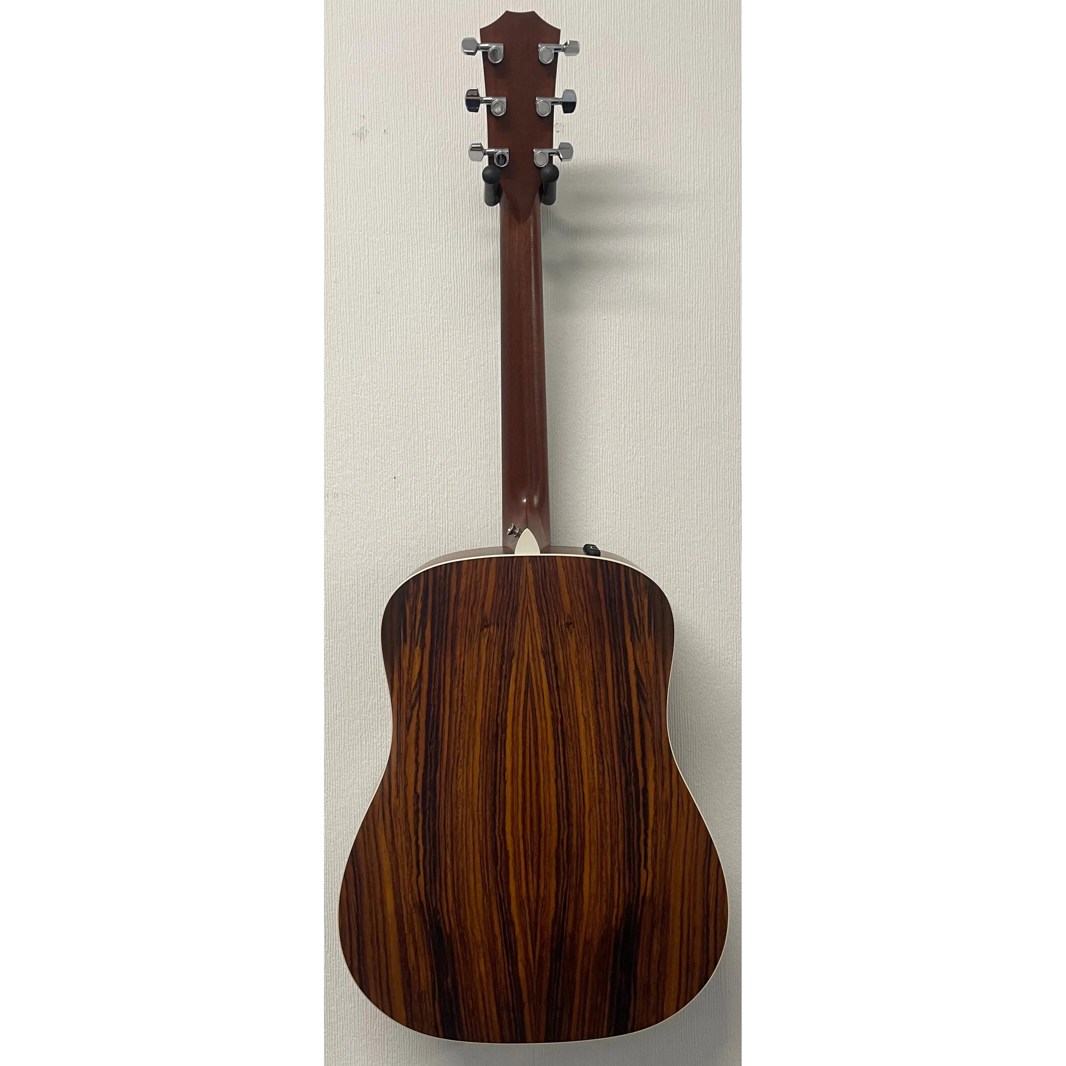 Taylor 210e-SB Deluxe Dreadnought Electro Acoustic in Sunburst with Original Gigbag Pre-Owned