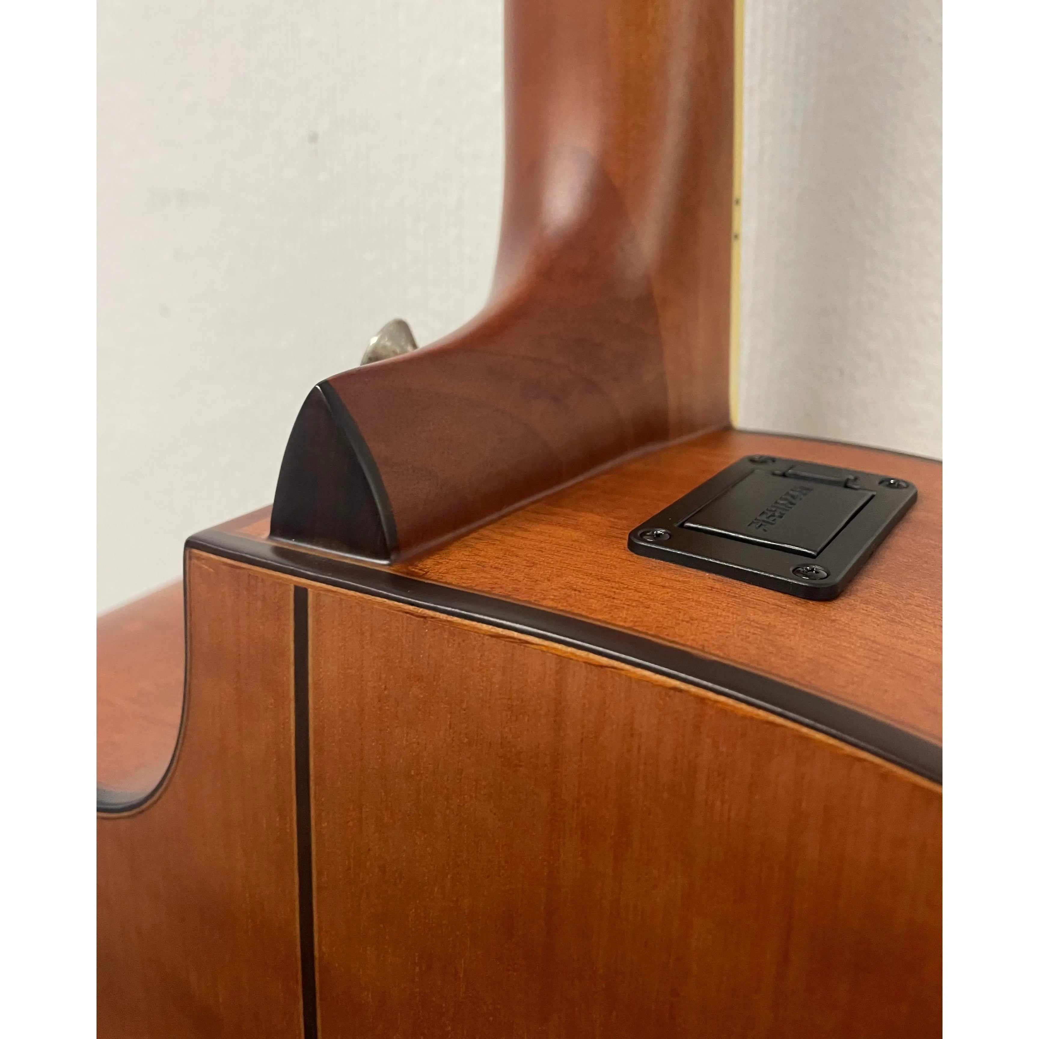 Turner Jumbo 55CE Electro Acoustic Guitar