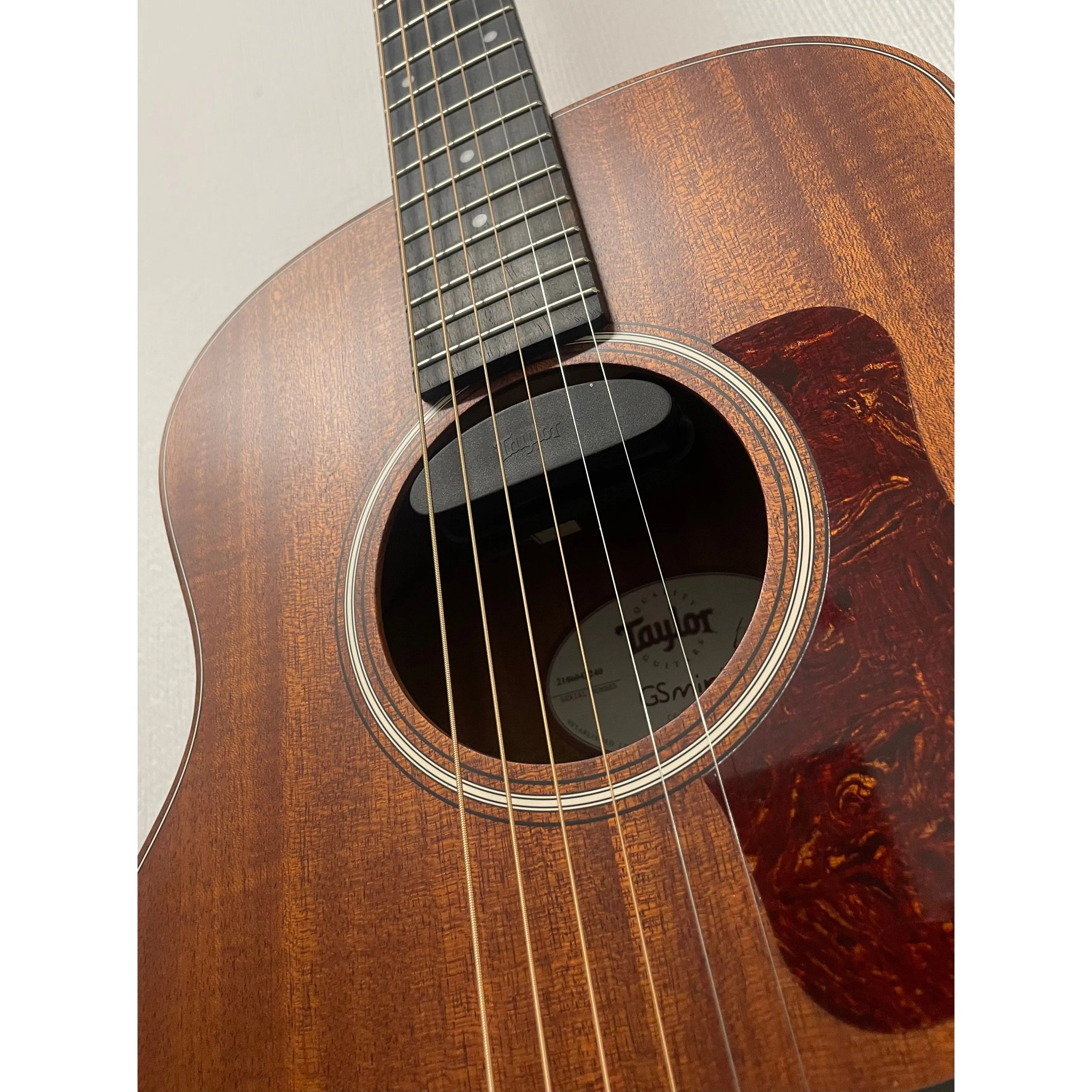 Taylor GS Mini Mahogany with Fitted Taylor ES-Go Pickup System & Original Gigbag Pre-Owned