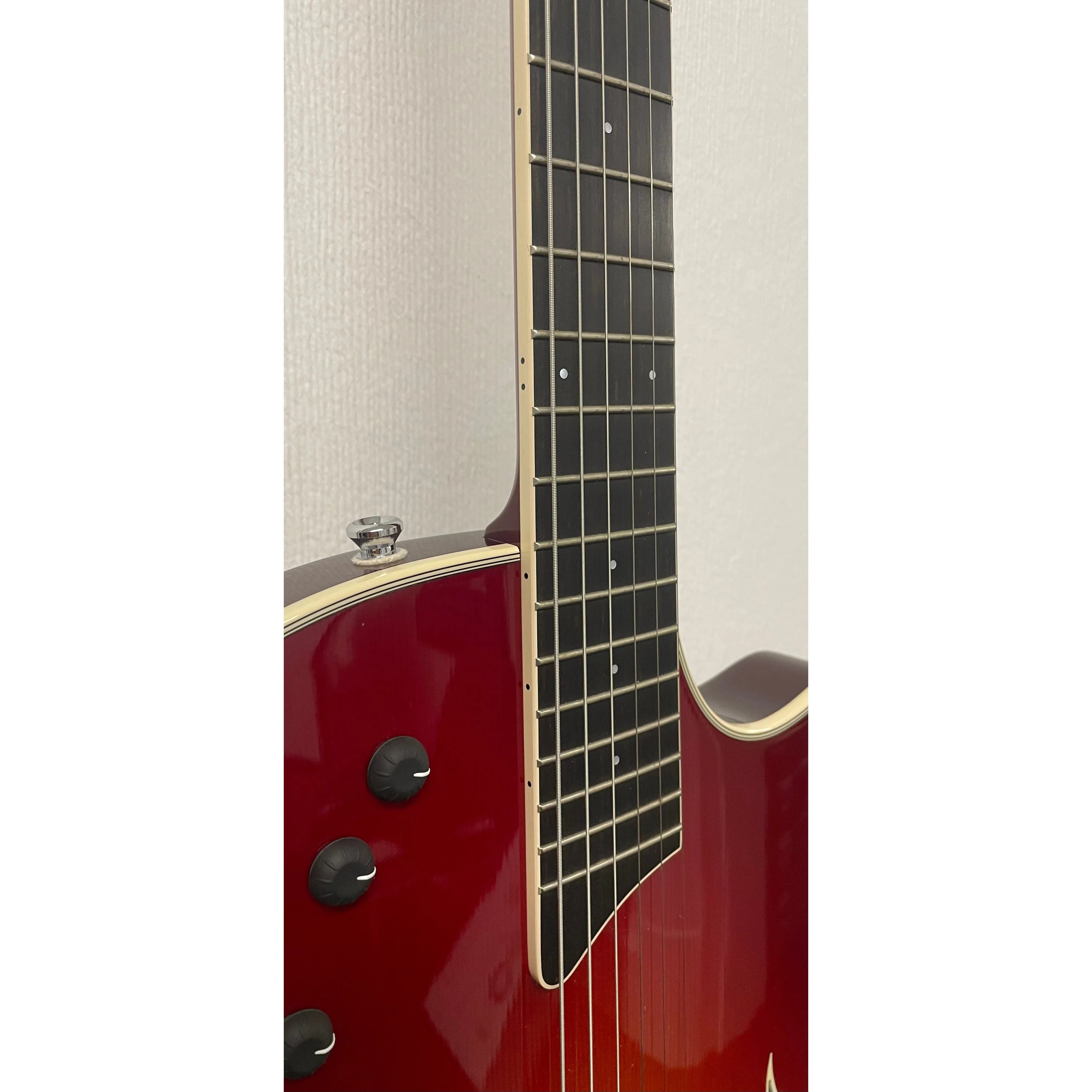 Taylor T5-S Standard Cherry Sunburst Hybrid Guitar with Original Hardcase Pre-Owned