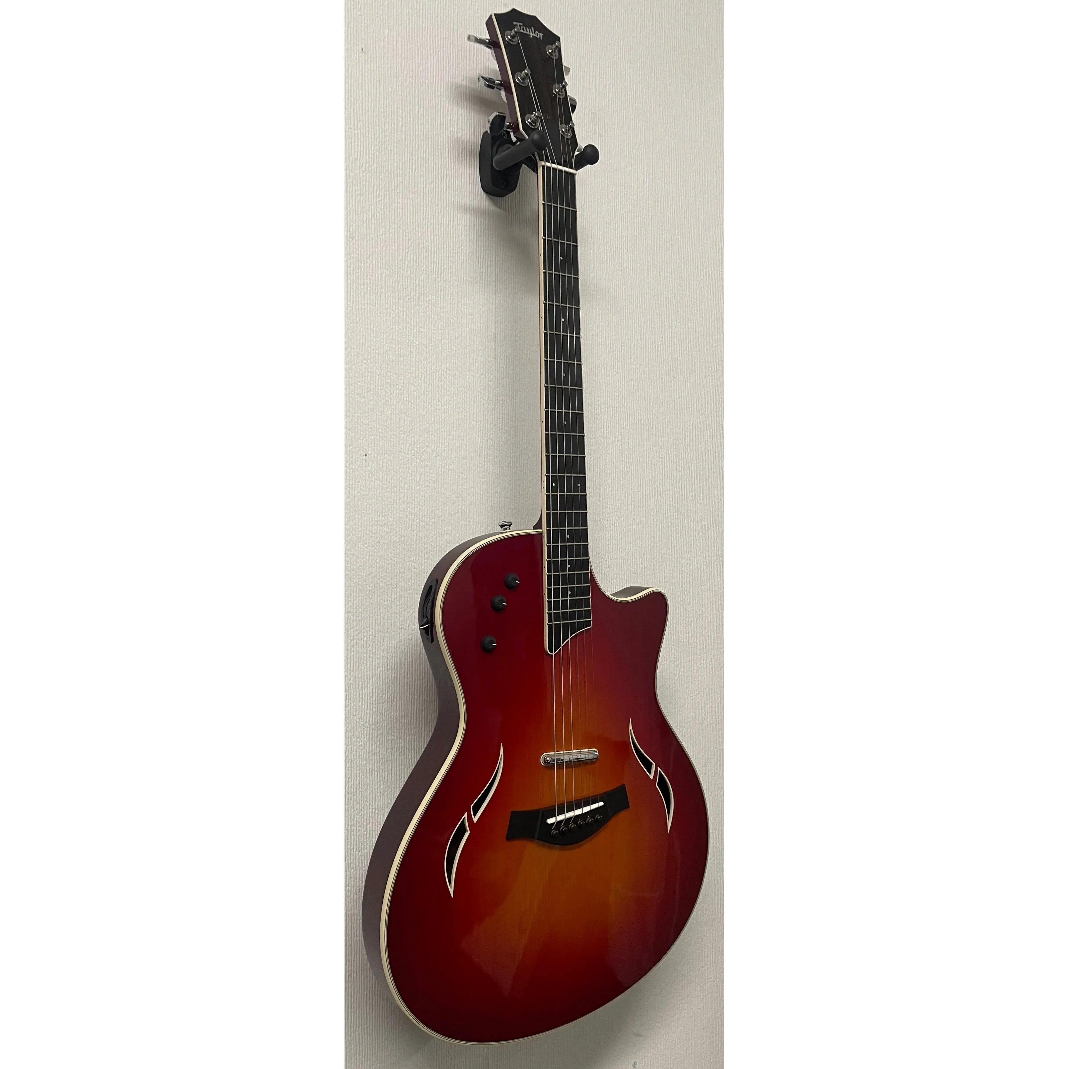 Taylor T5-S Standard Cherry Sunburst Hybrid Guitar with Original Hardcase Pre-Owned