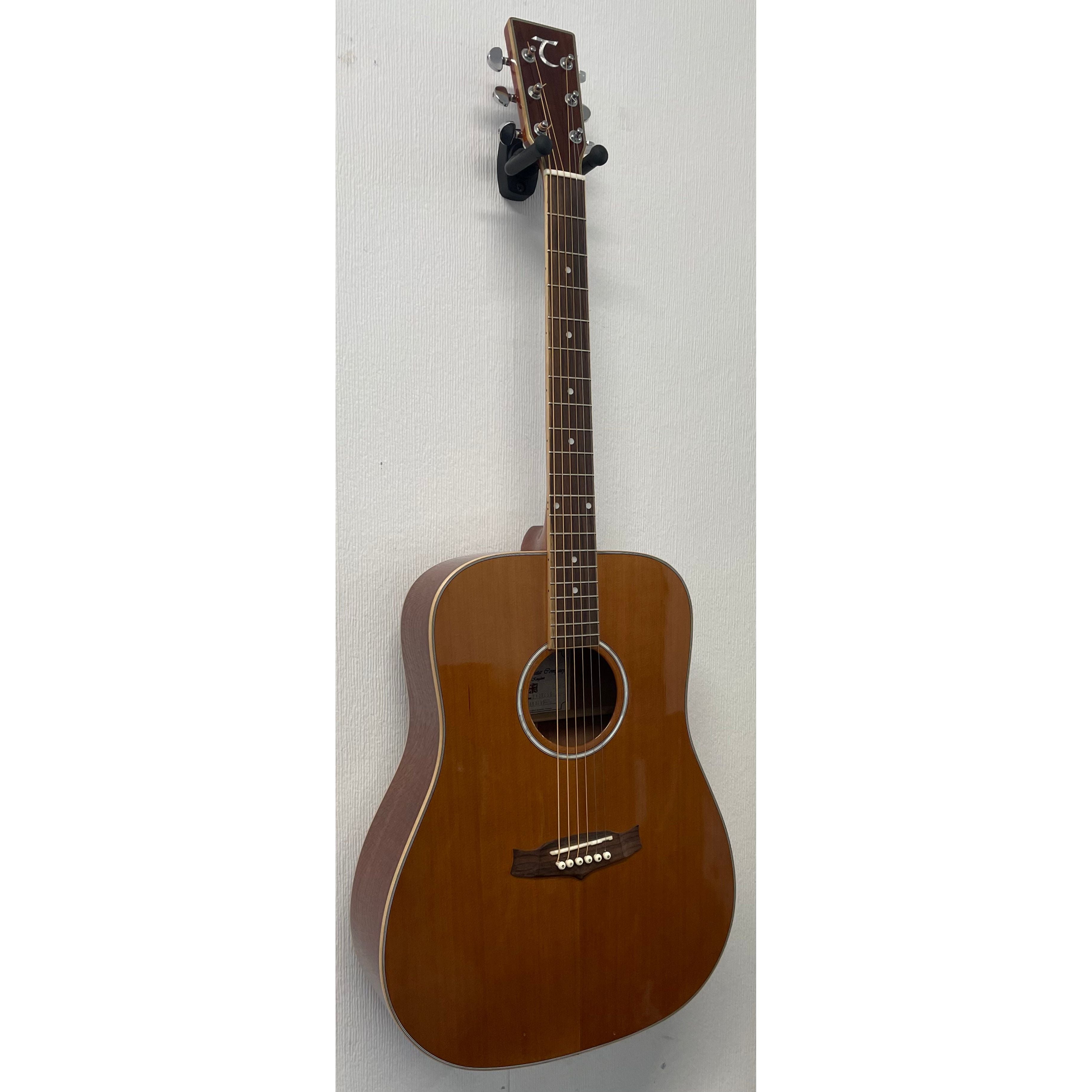 Tanglewood Evolution TW28 CSG Dreadnought Acoustic Guitar in Solid Cedar Pre-Owned